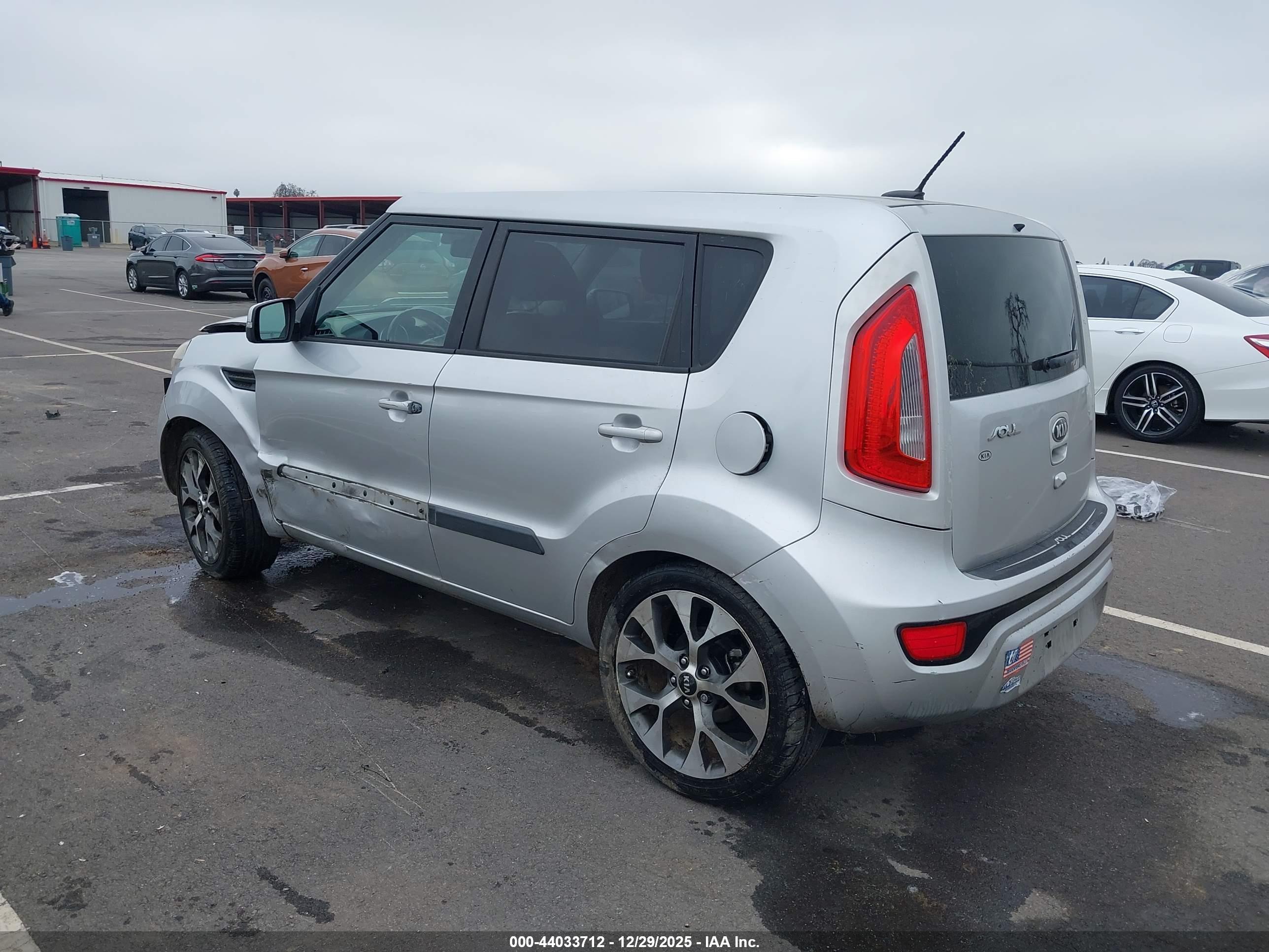 KIA SOUL image 3