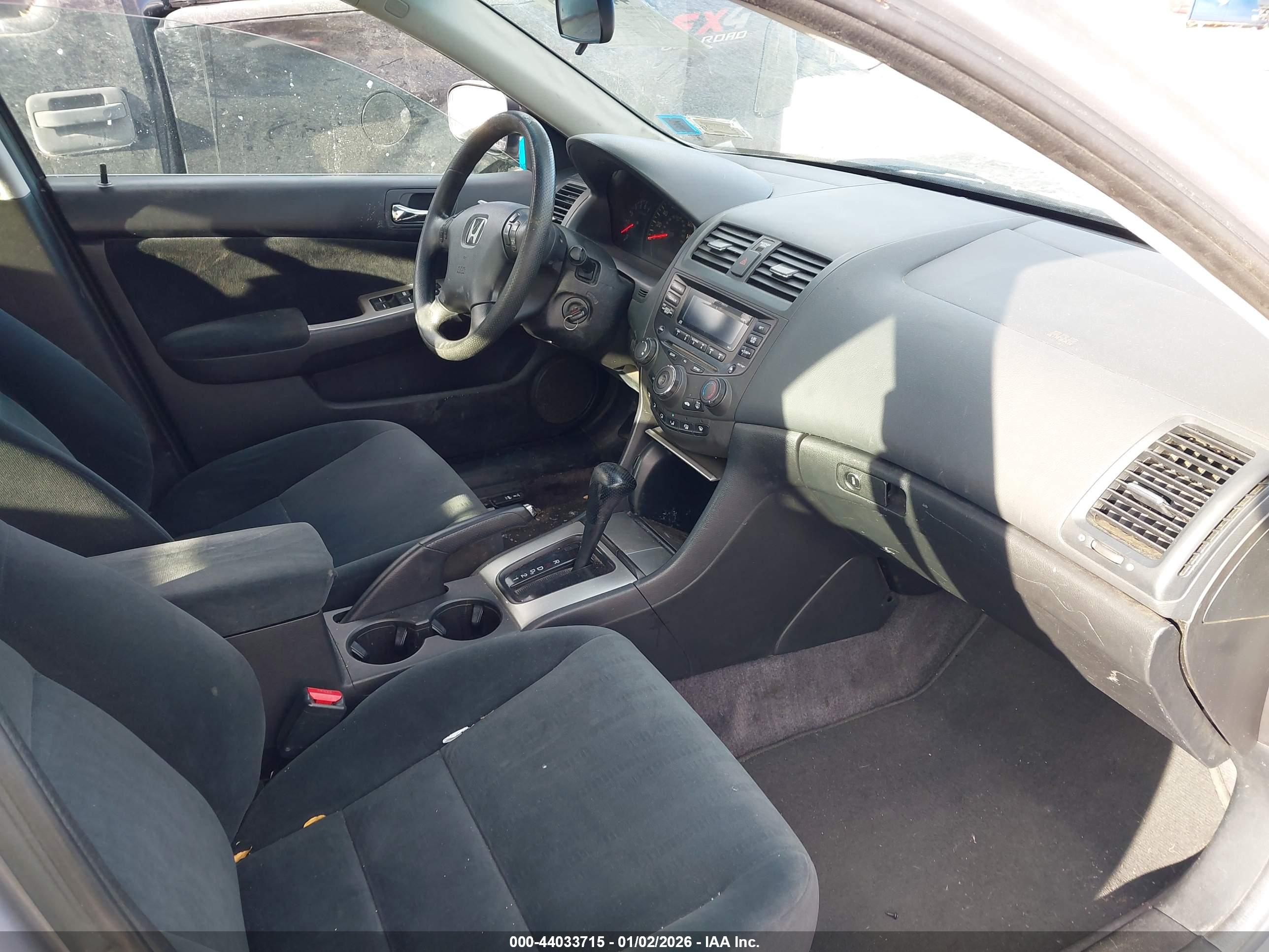 HONDA ACCORD image 5