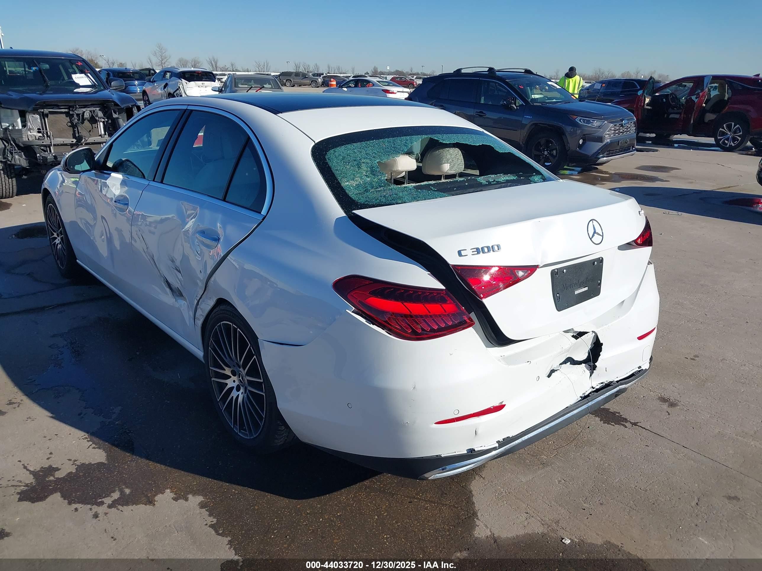 MERCEDES-BENZ C image 3