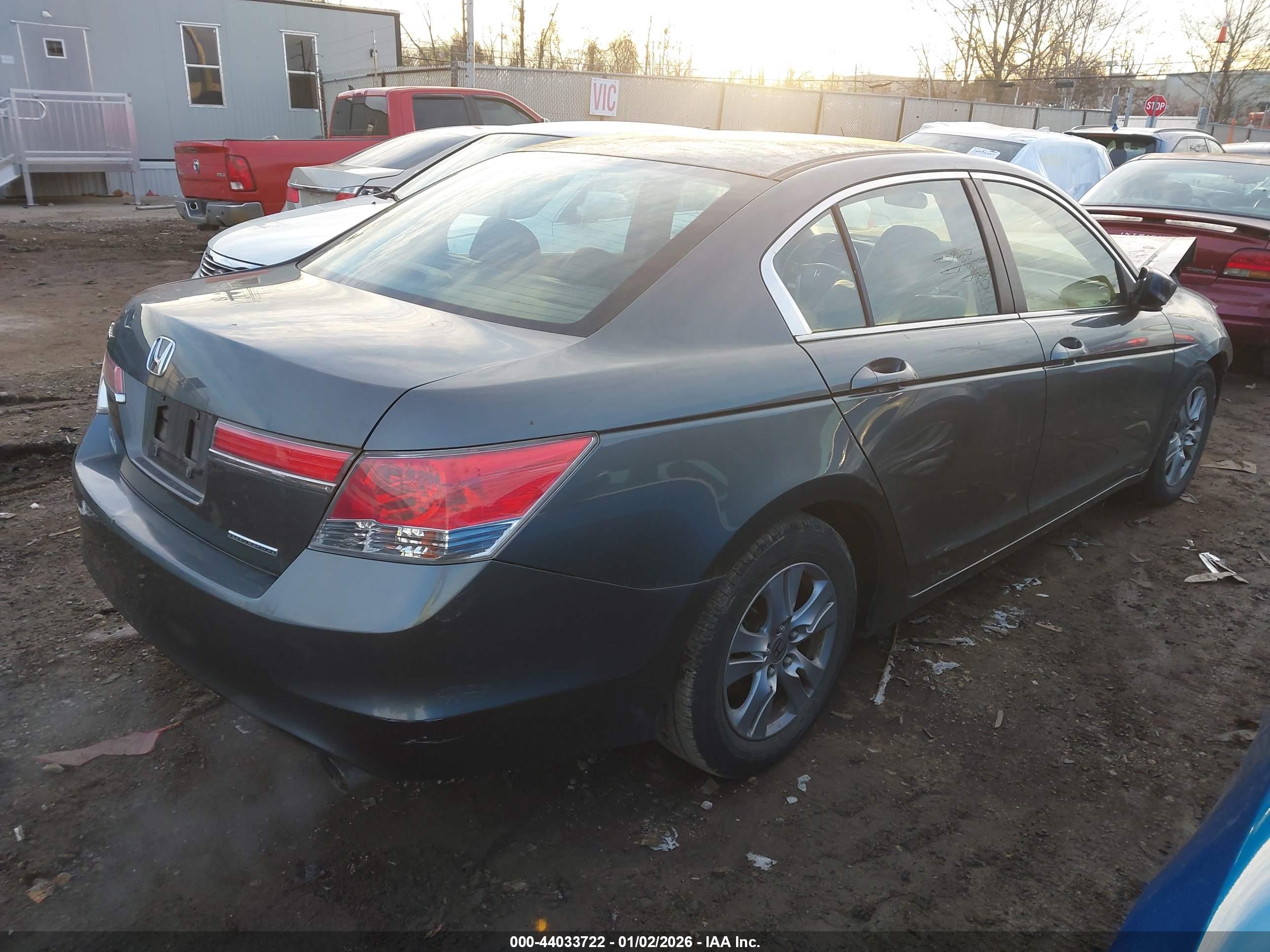 HONDA ACCORD image 4