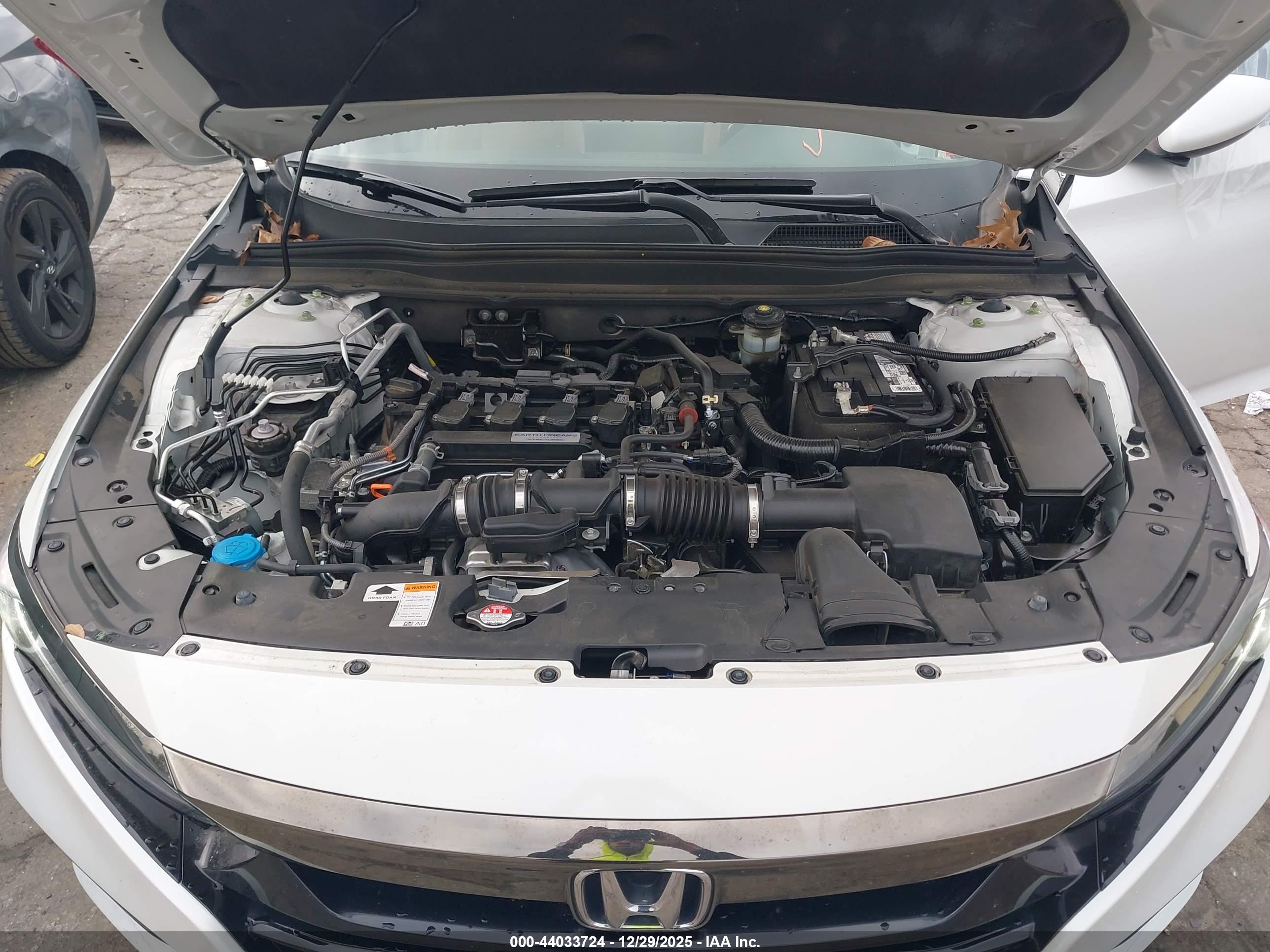 HONDA ACCORD image 10