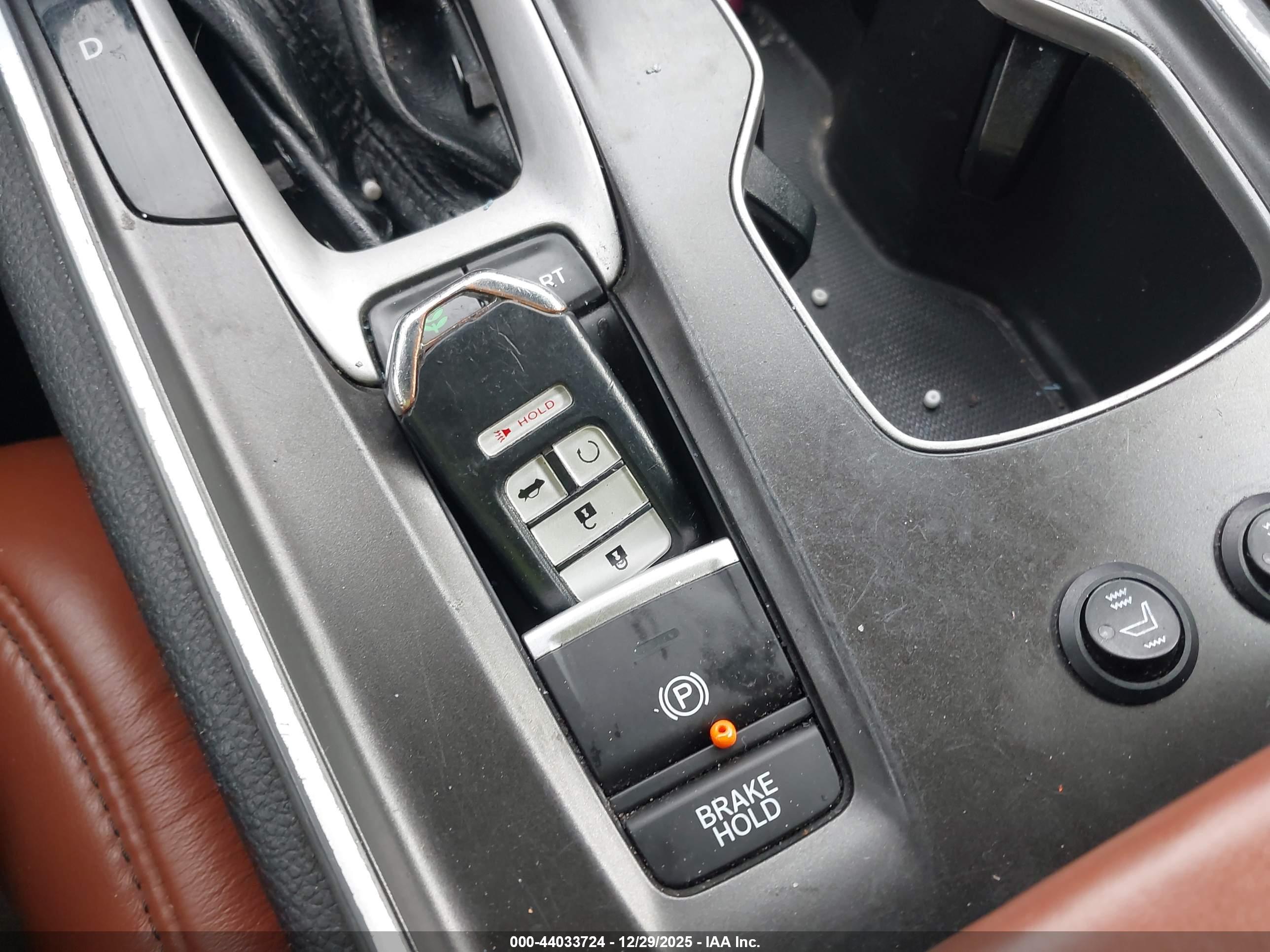 HONDA ACCORD image 11