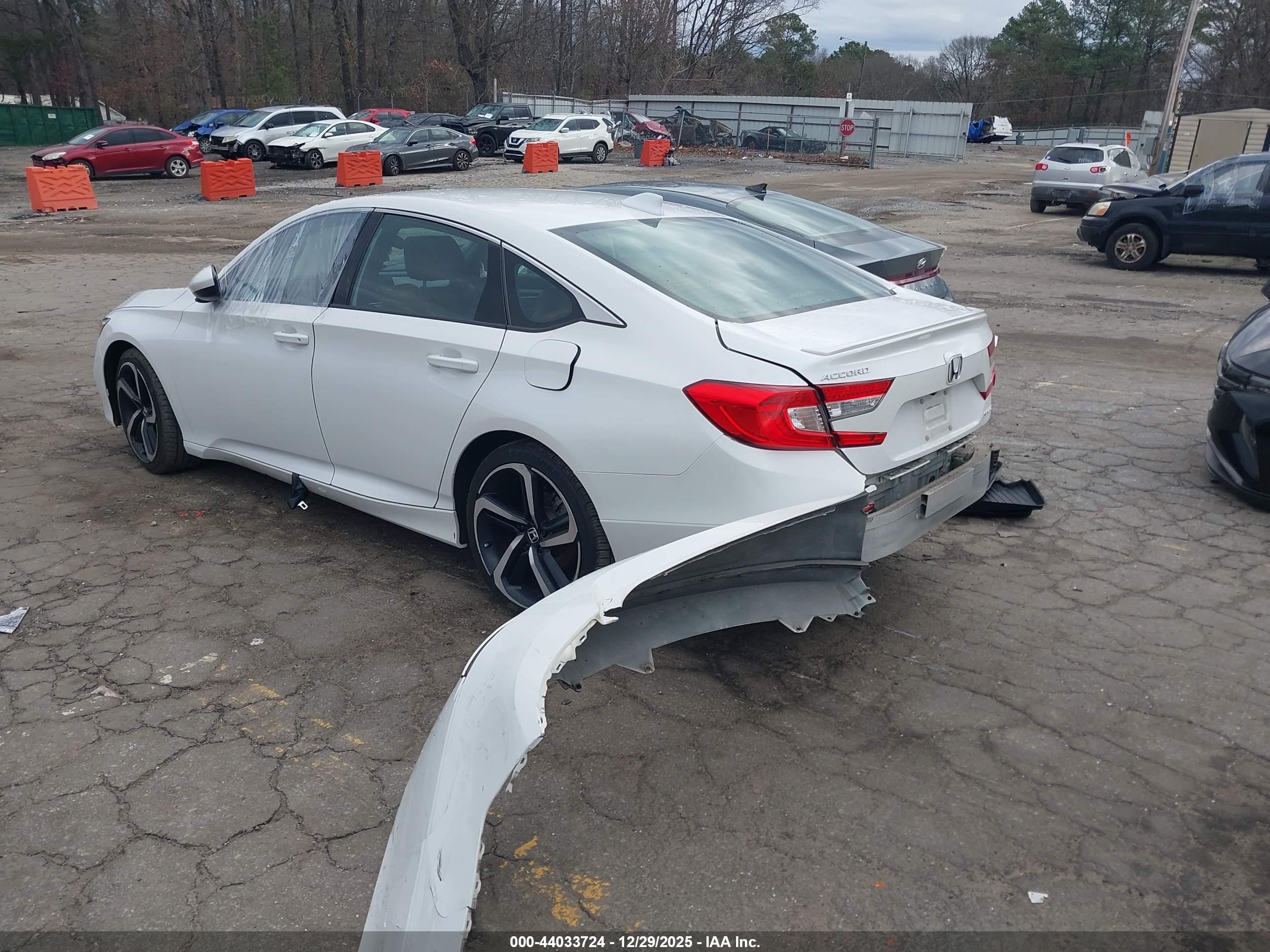HONDA ACCORD image 3