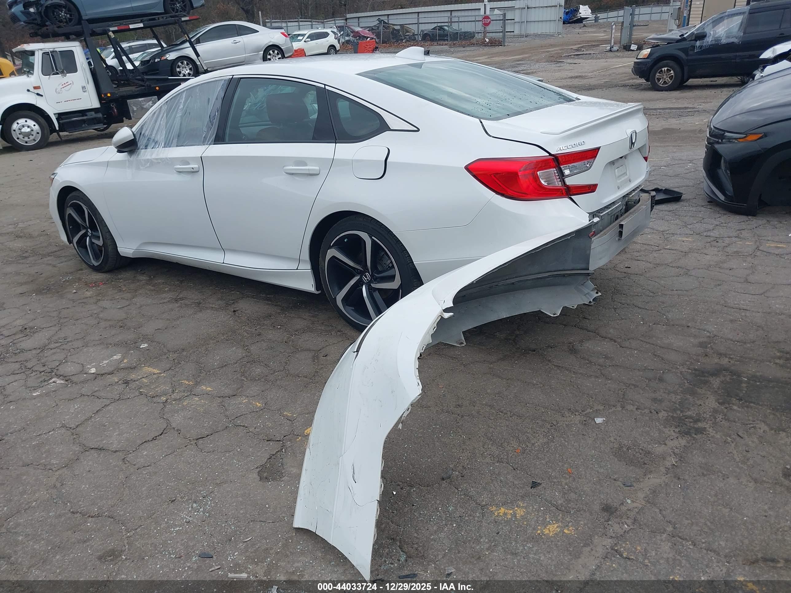 HONDA ACCORD image 6