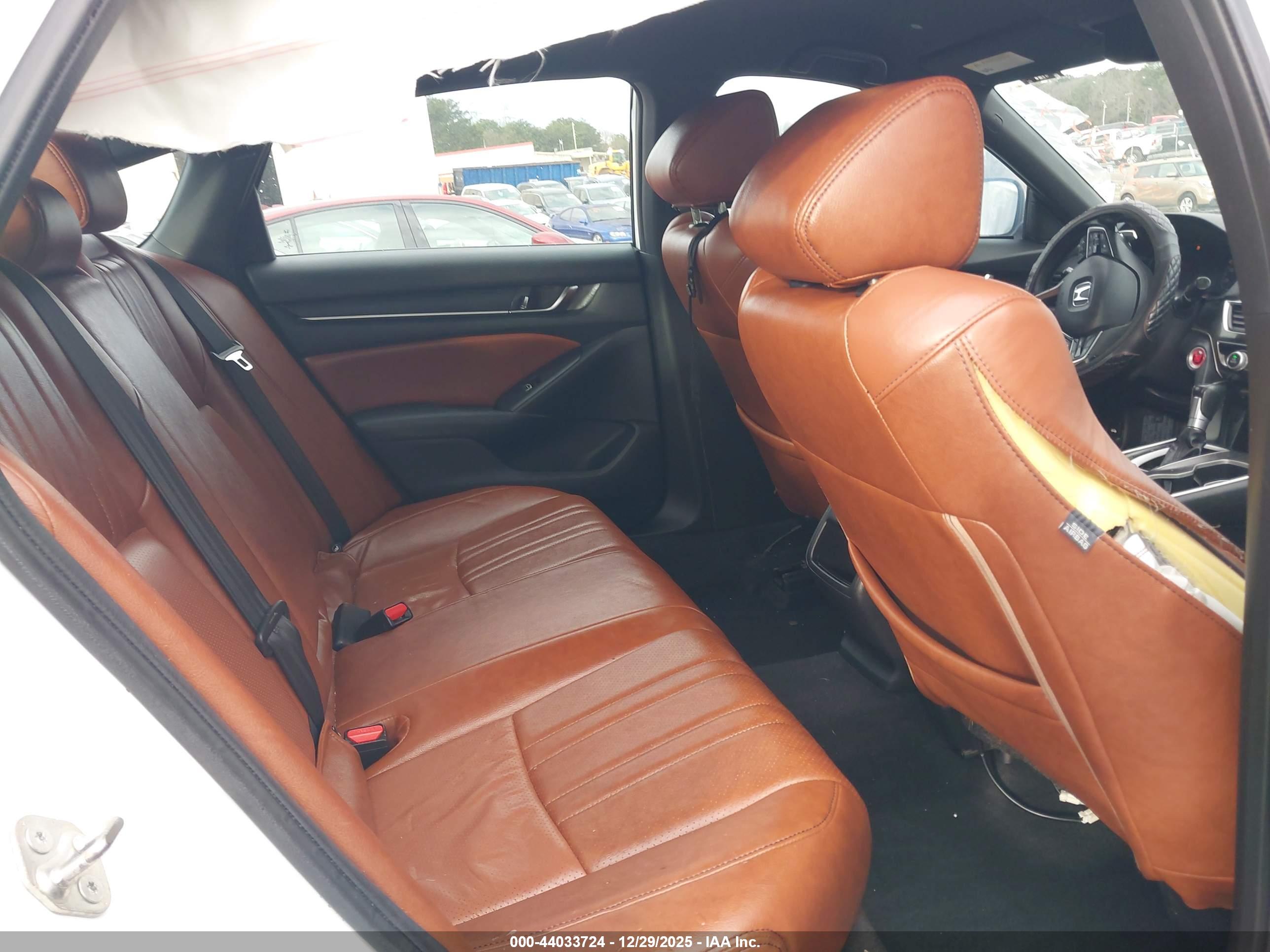 HONDA ACCORD image 8