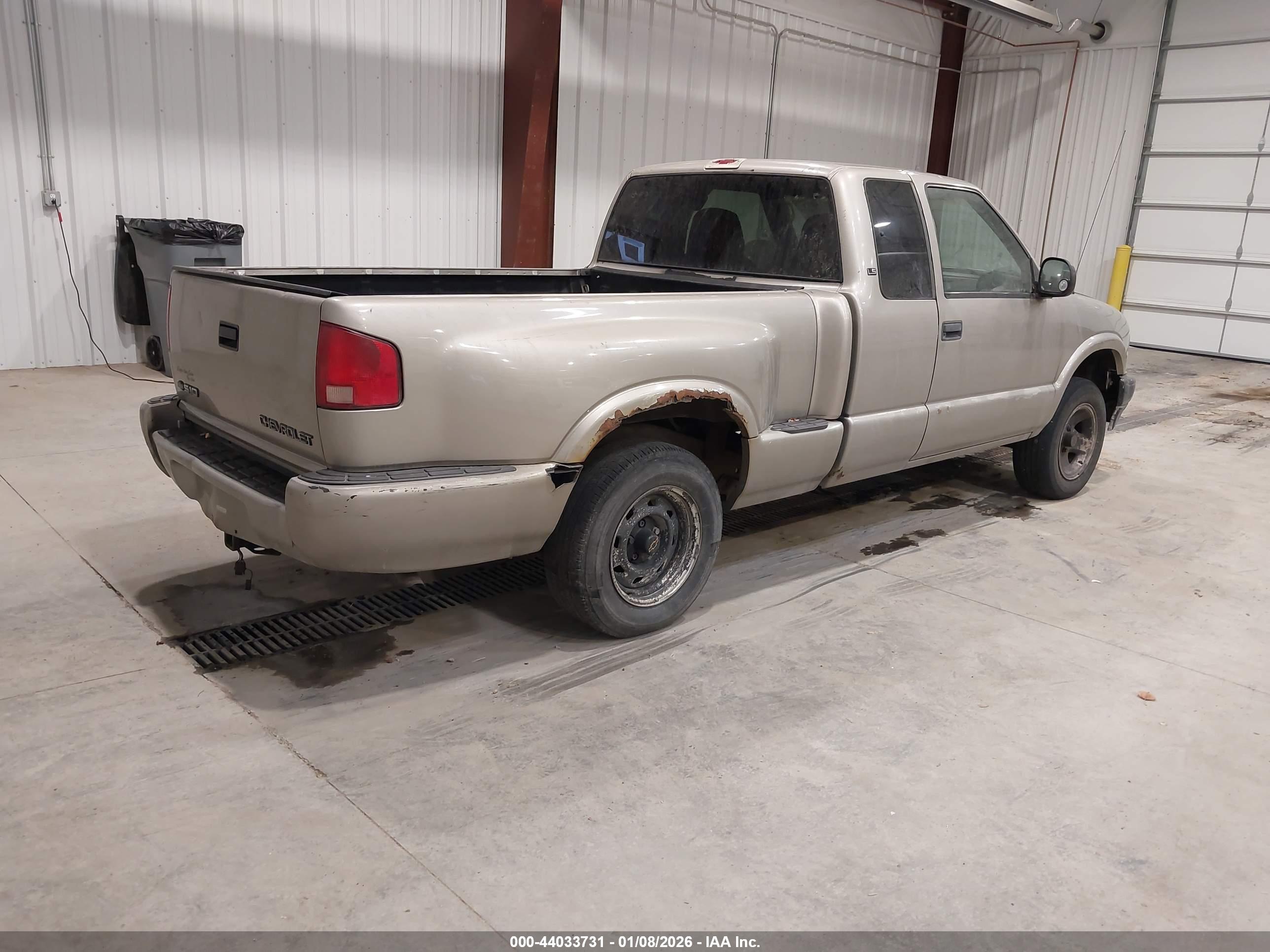 CHEVROLET S-10 image 4