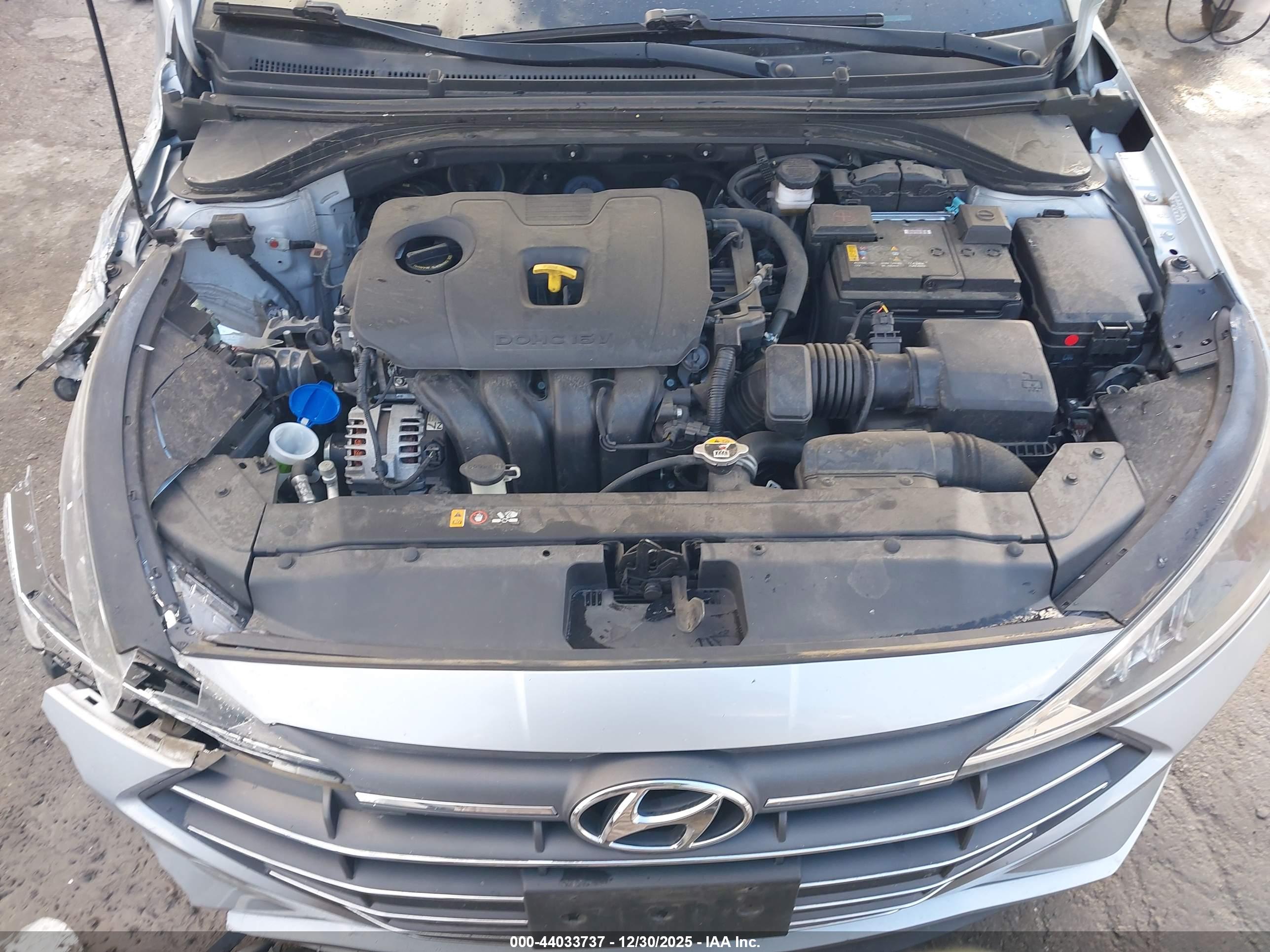 HYUNDAI ELANTRA image 10