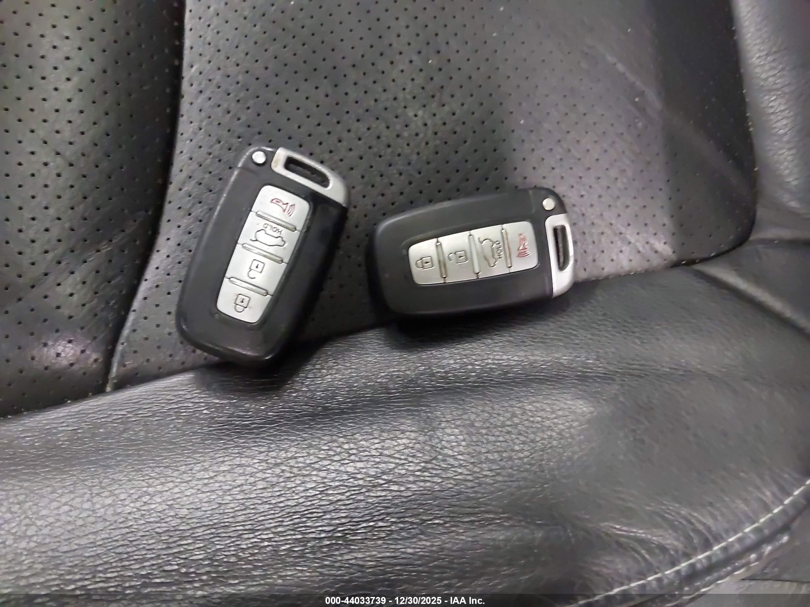 KIA SORENTO image 11