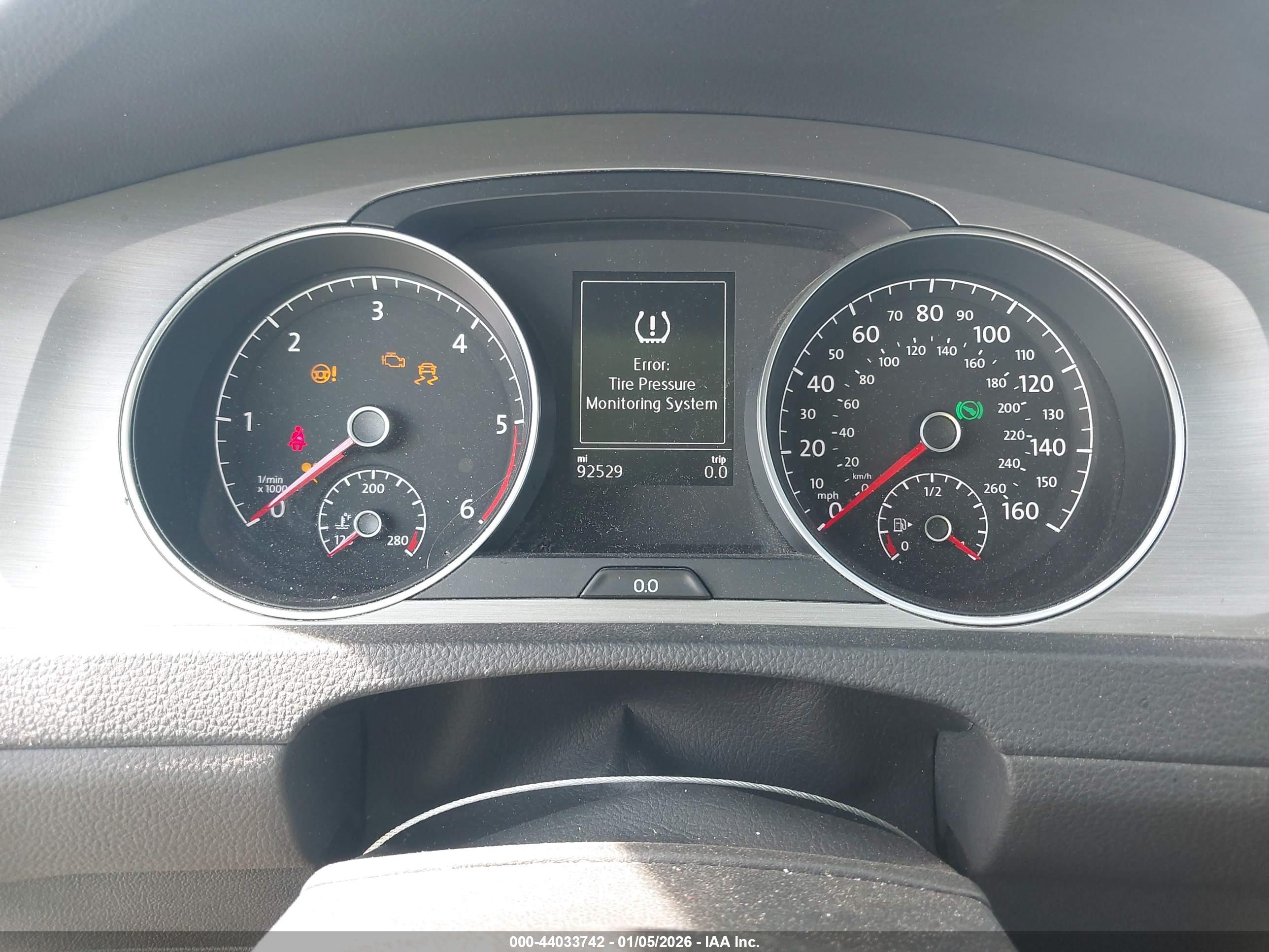 VOLKSWAGEN GOLF image 7