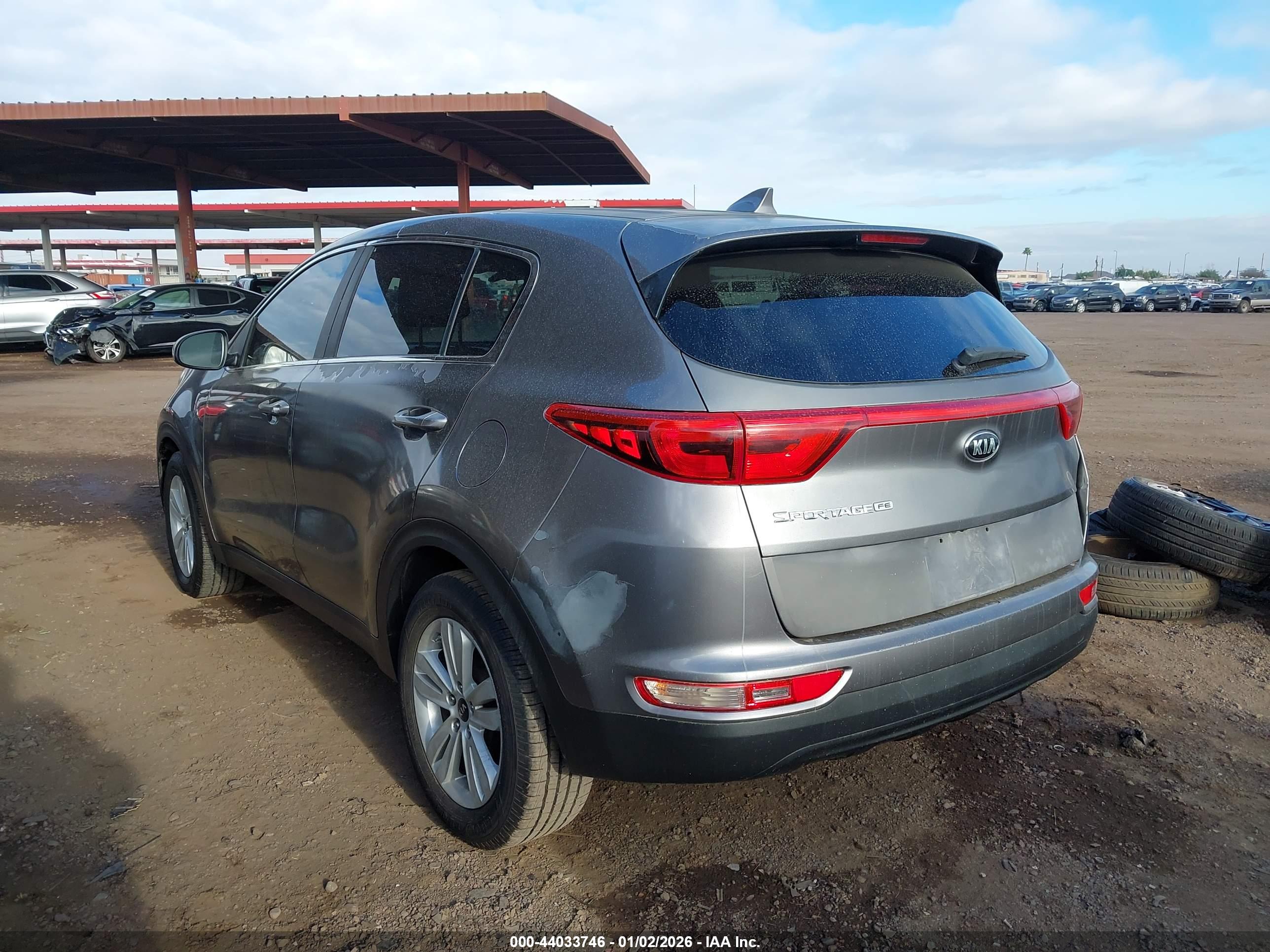 KIA SPORTAGE image 3