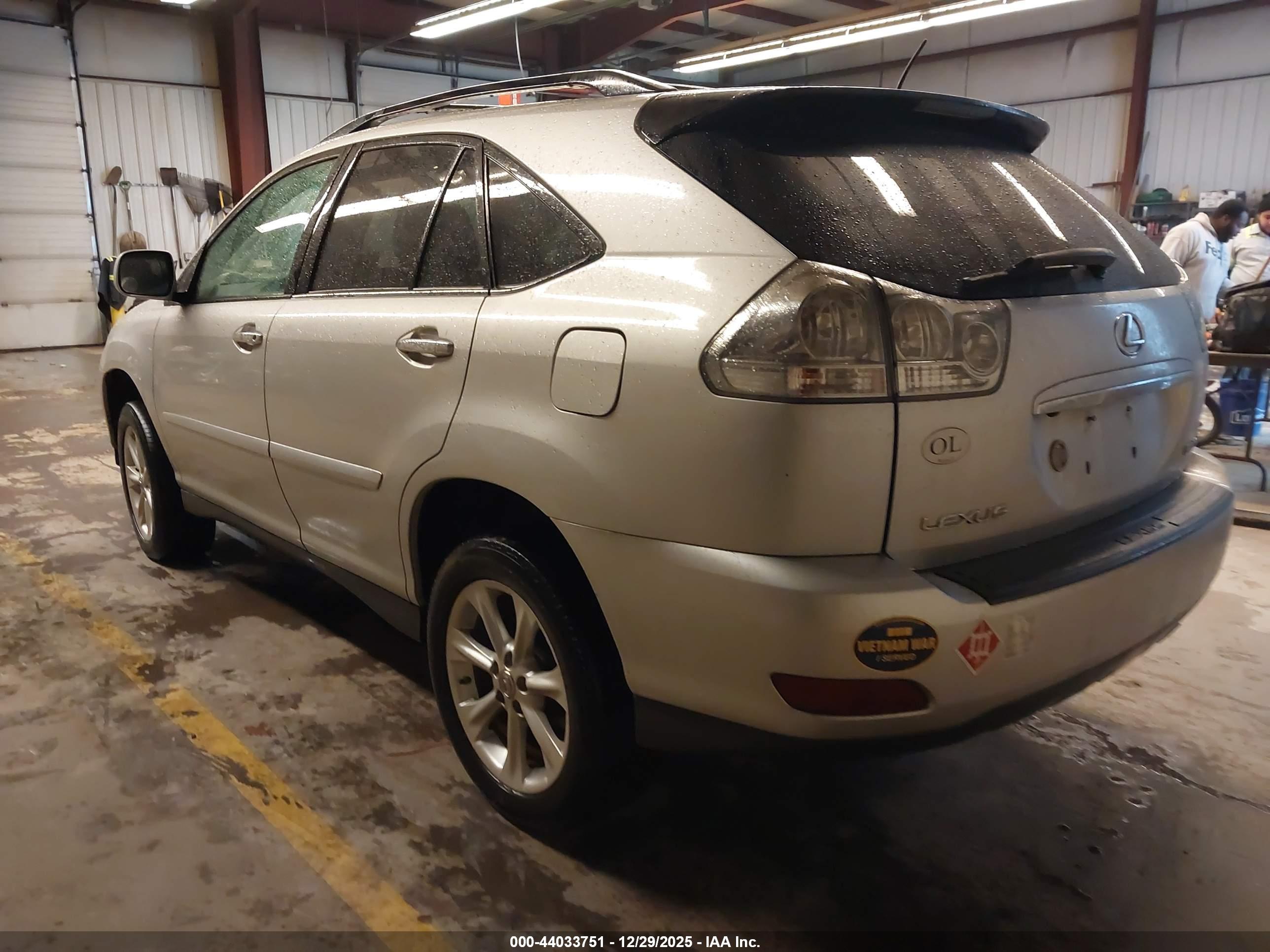 LEXUS RX image 3