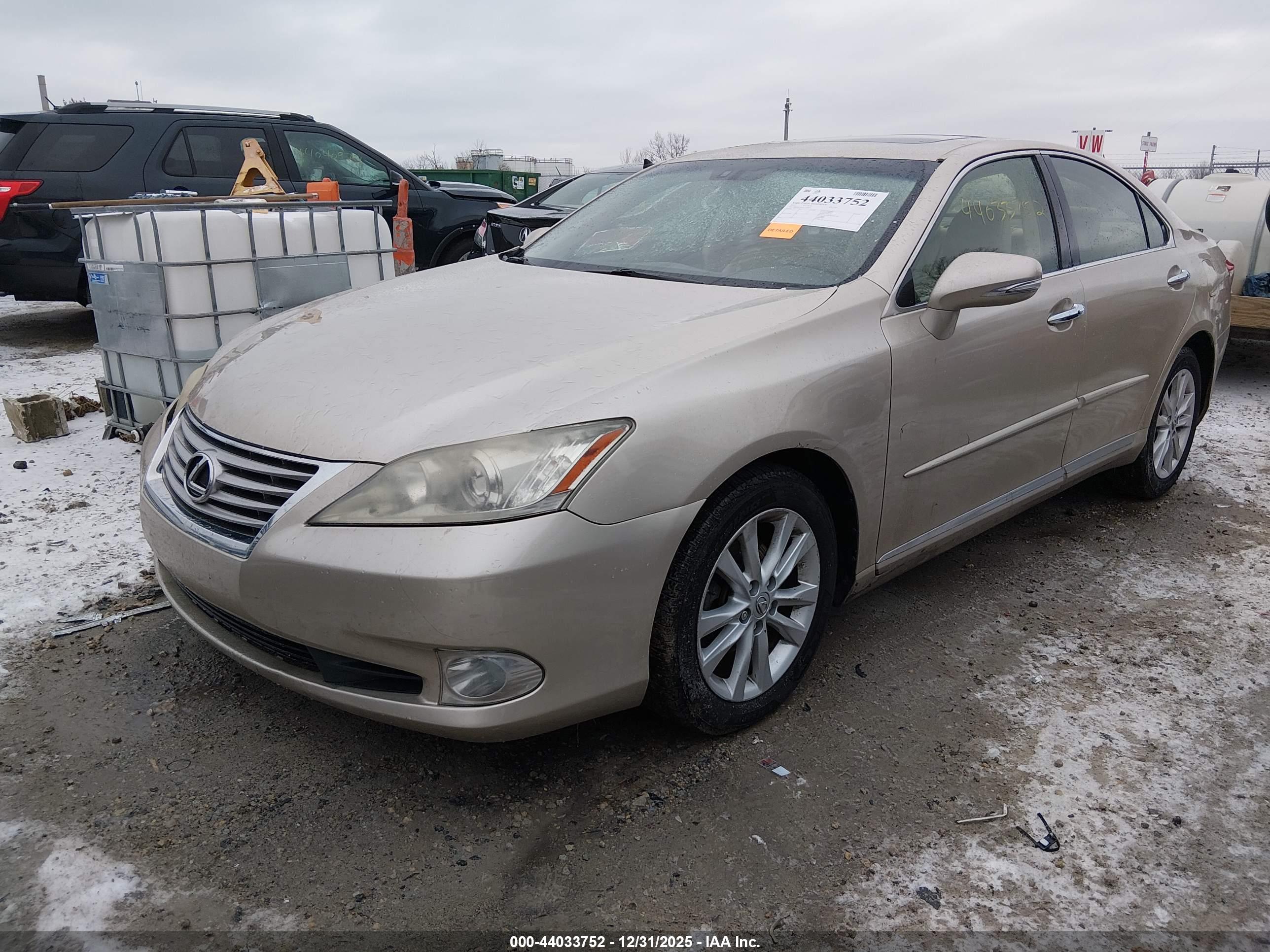 LEXUS ES image 2