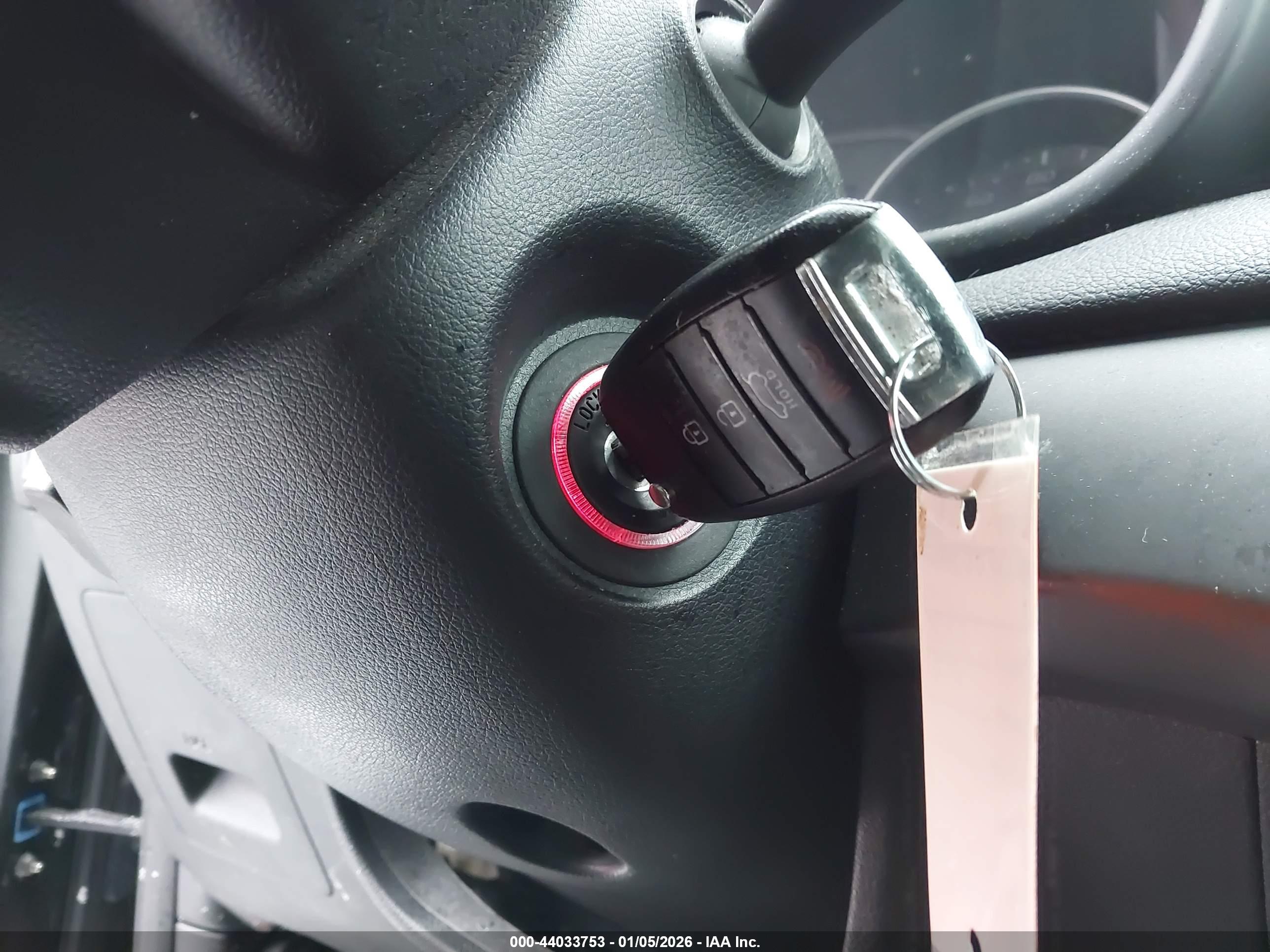 KIA SPORTAGE image 11