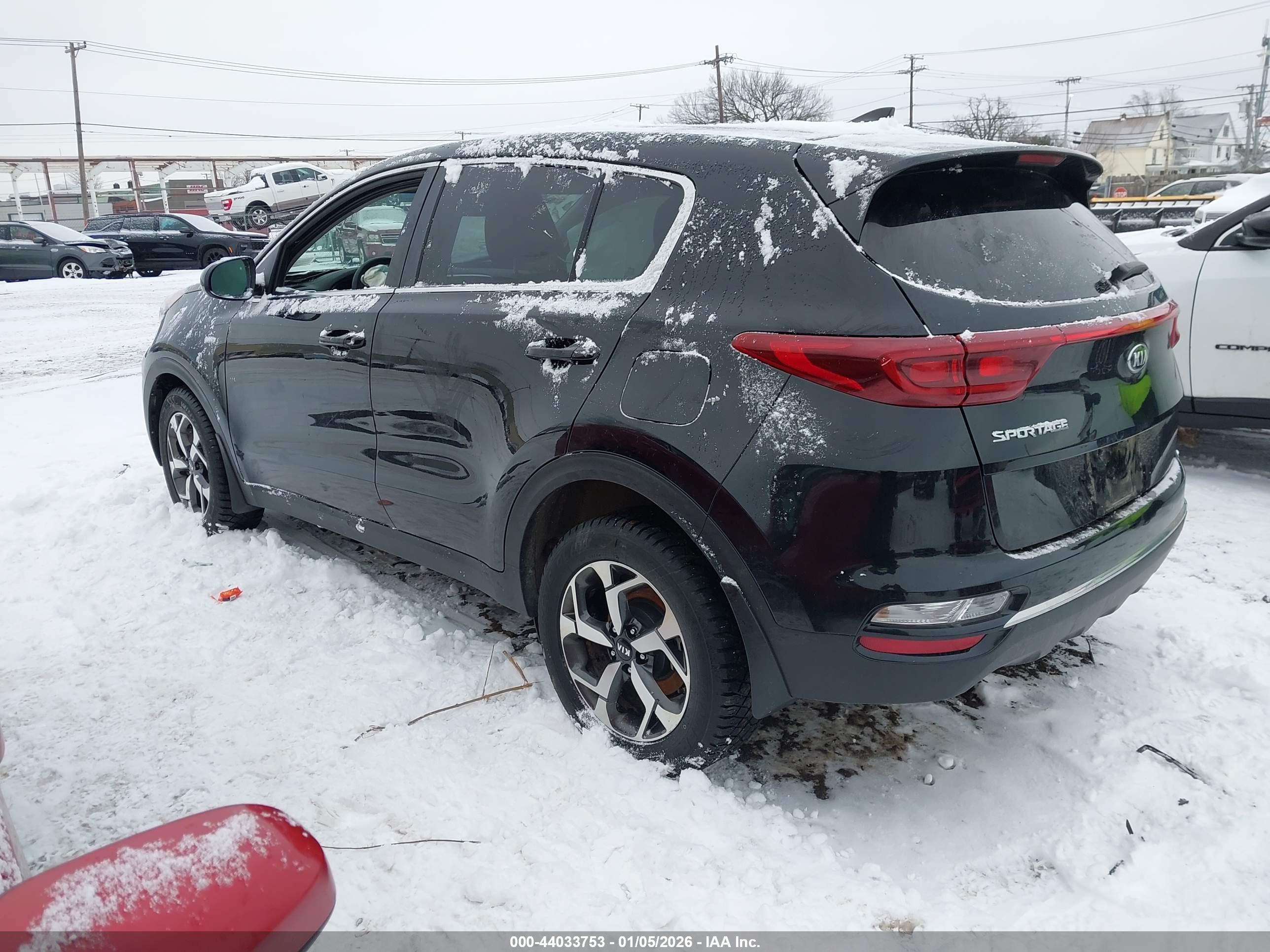 KIA SPORTAGE image 3