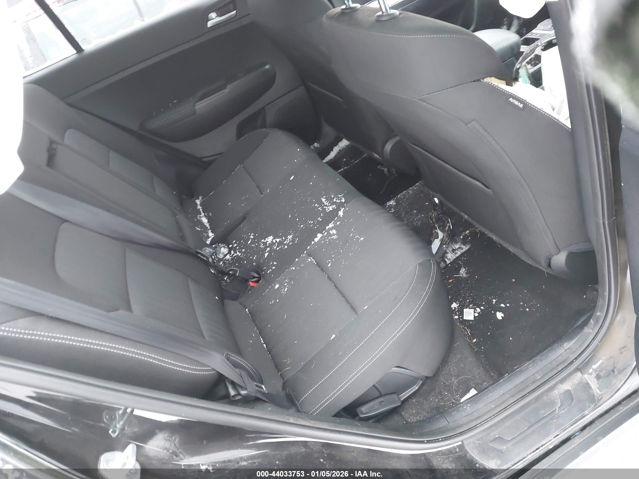 KIA SPORTAGE image 8