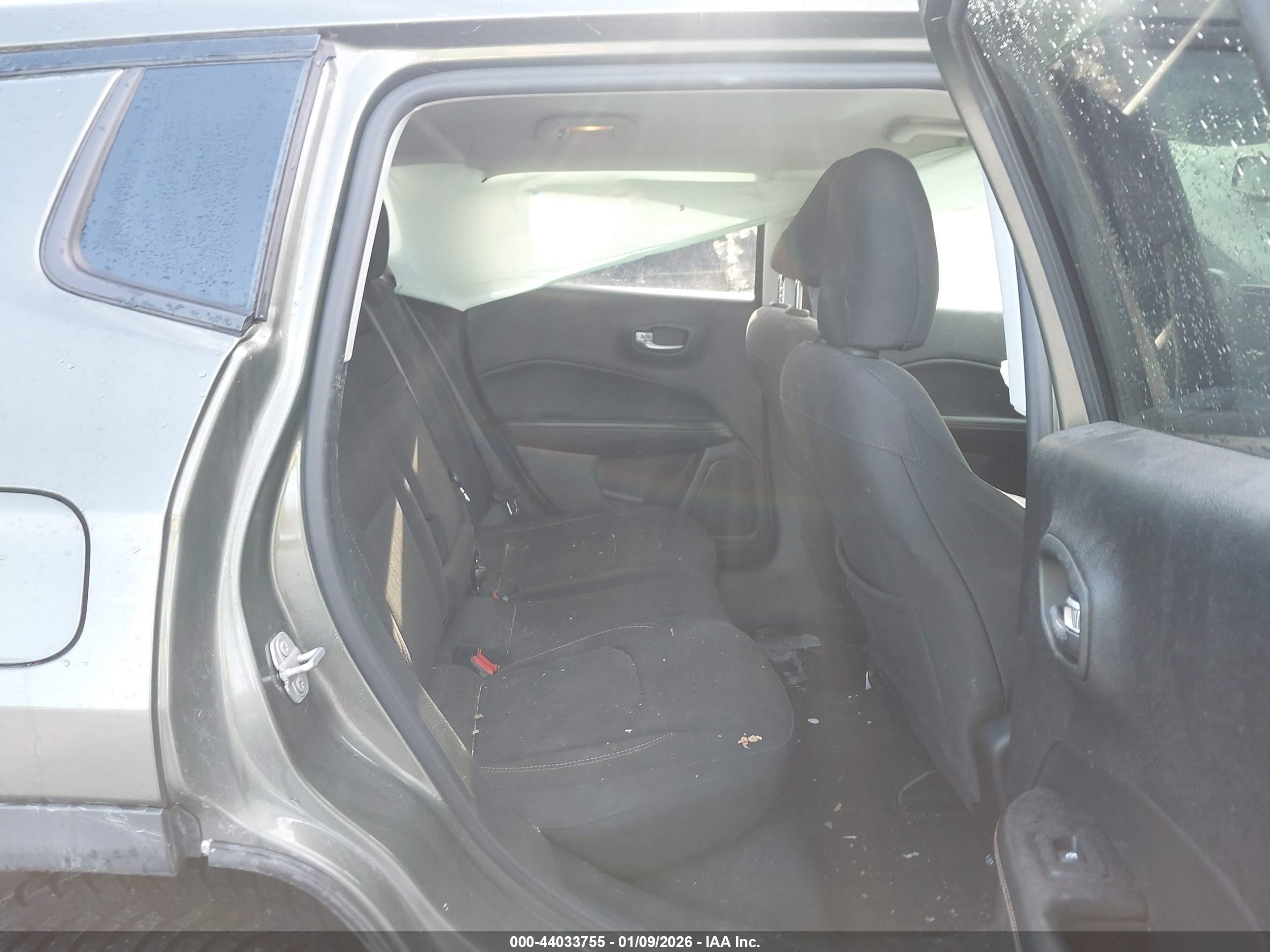 JEEP COMPASS image 8