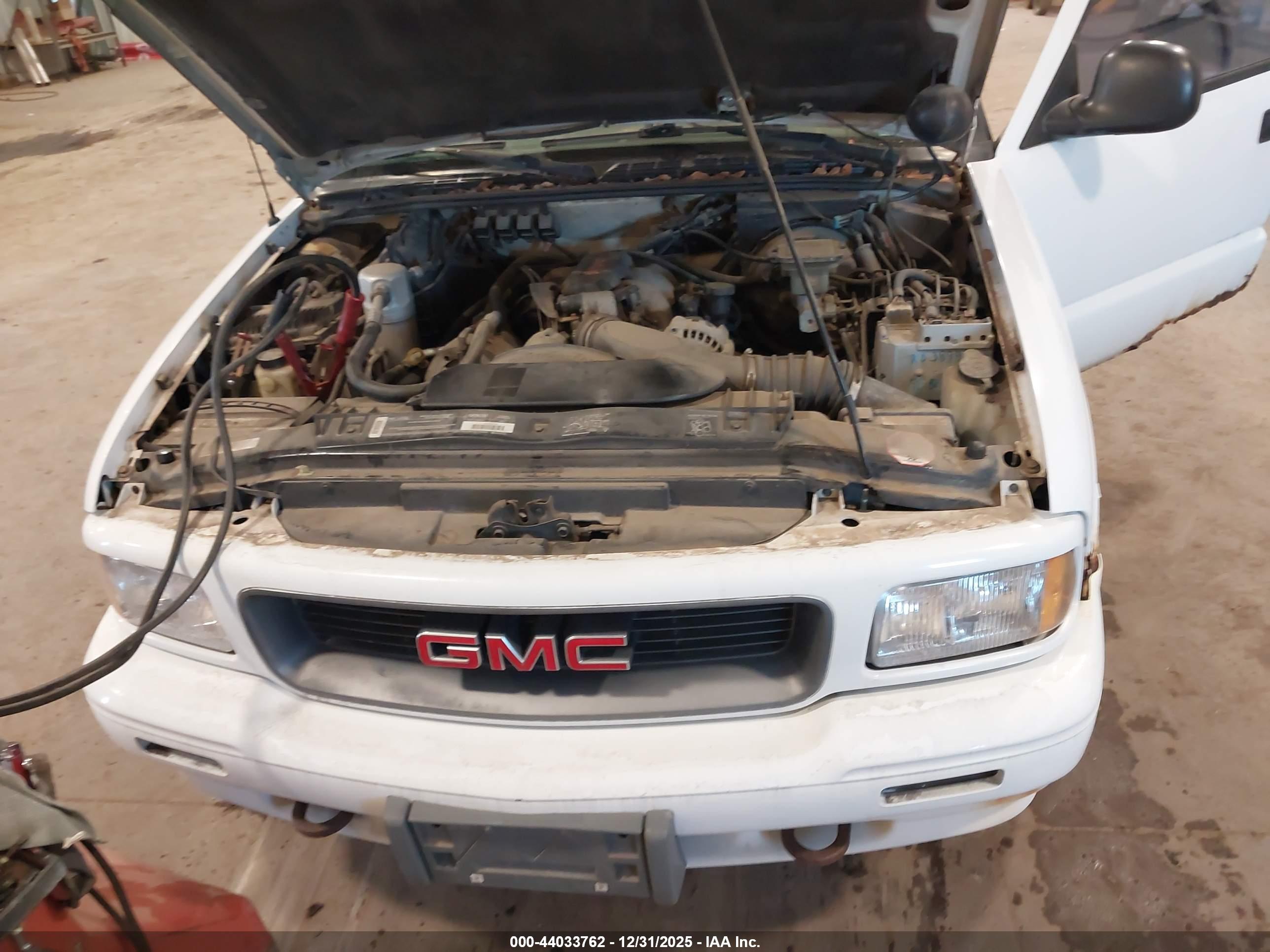 GMC SONOMA image 10