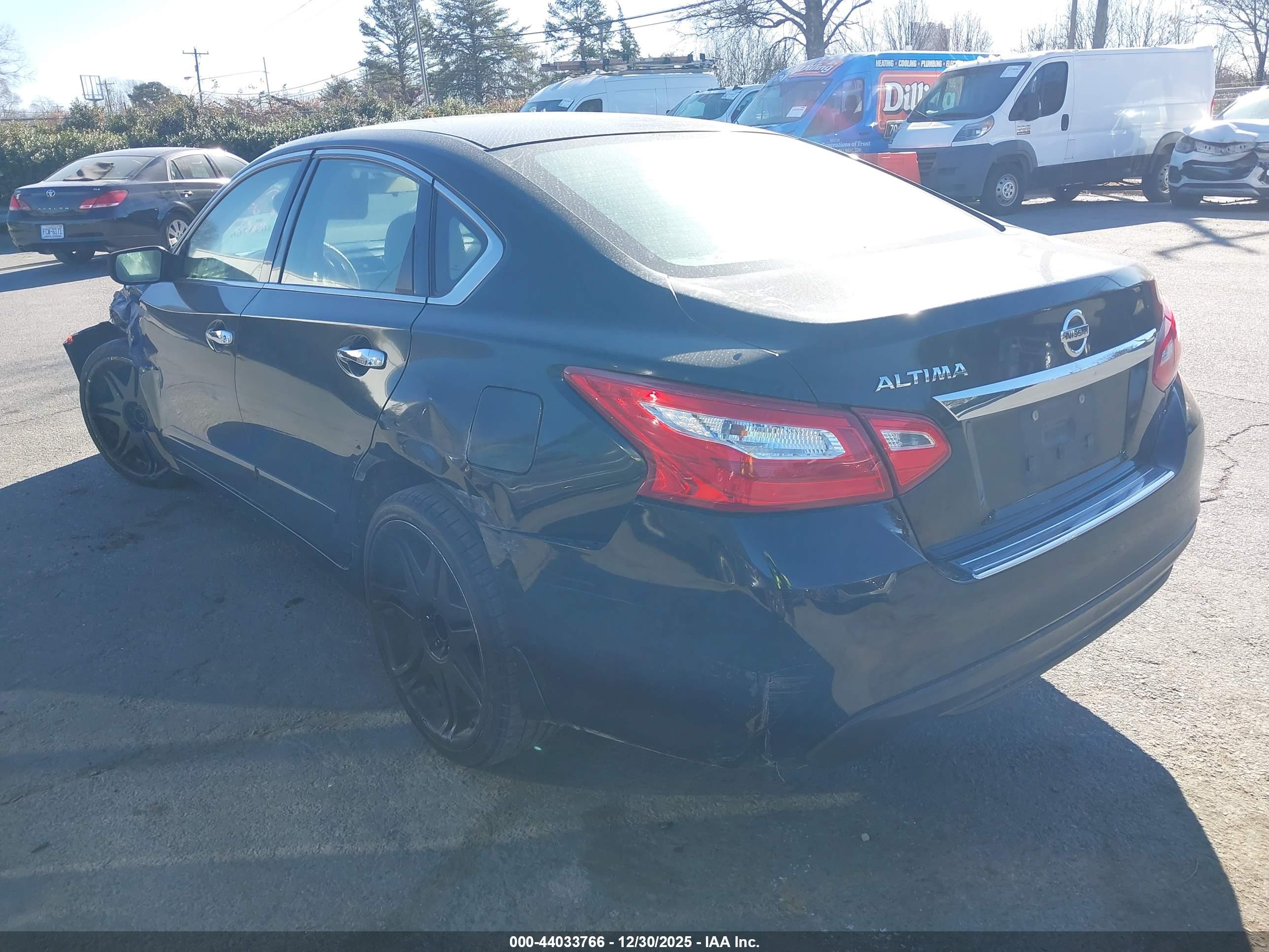 NISSAN ALTIMA image 3
