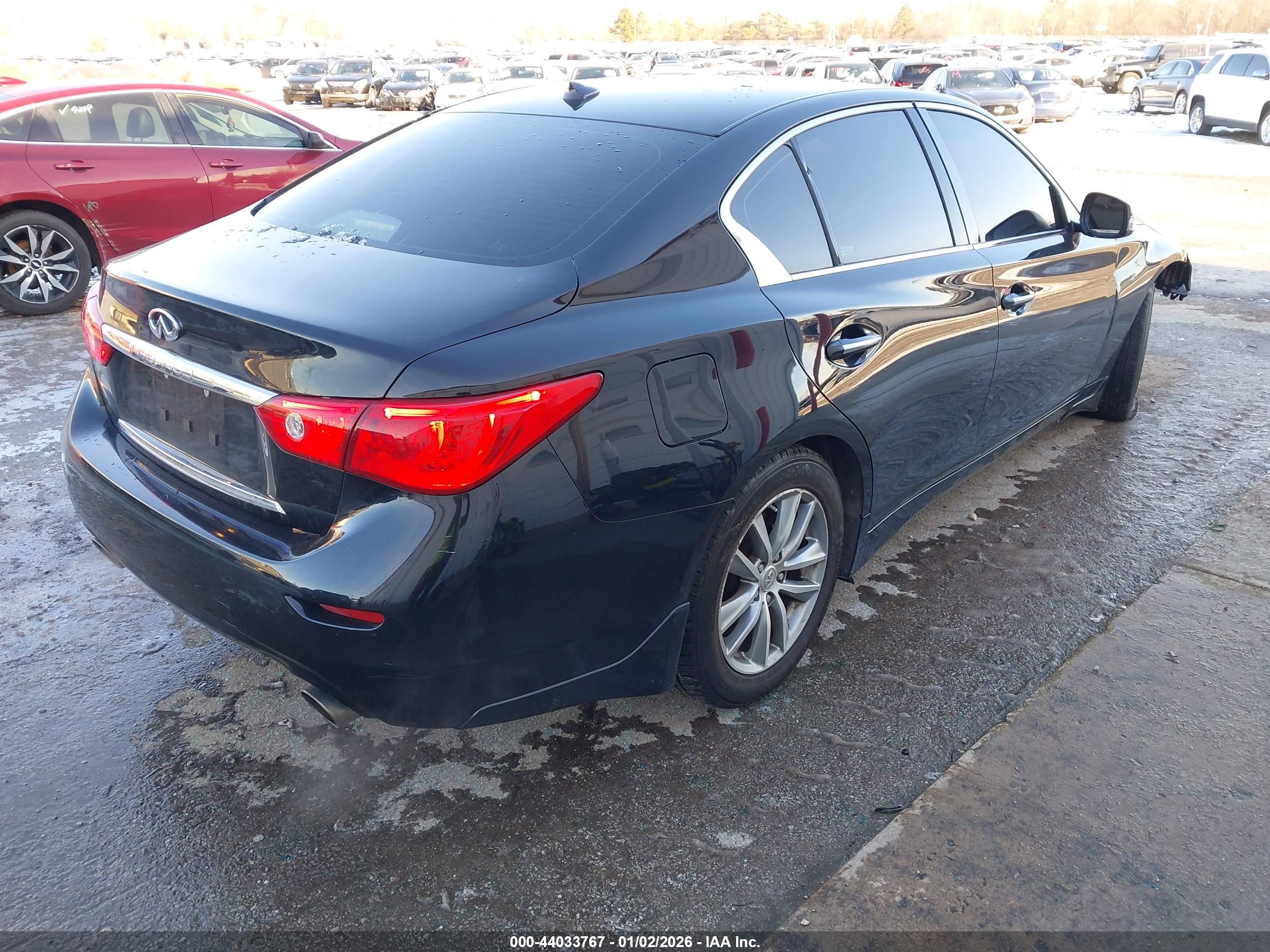 INFINITI Q50 image 4