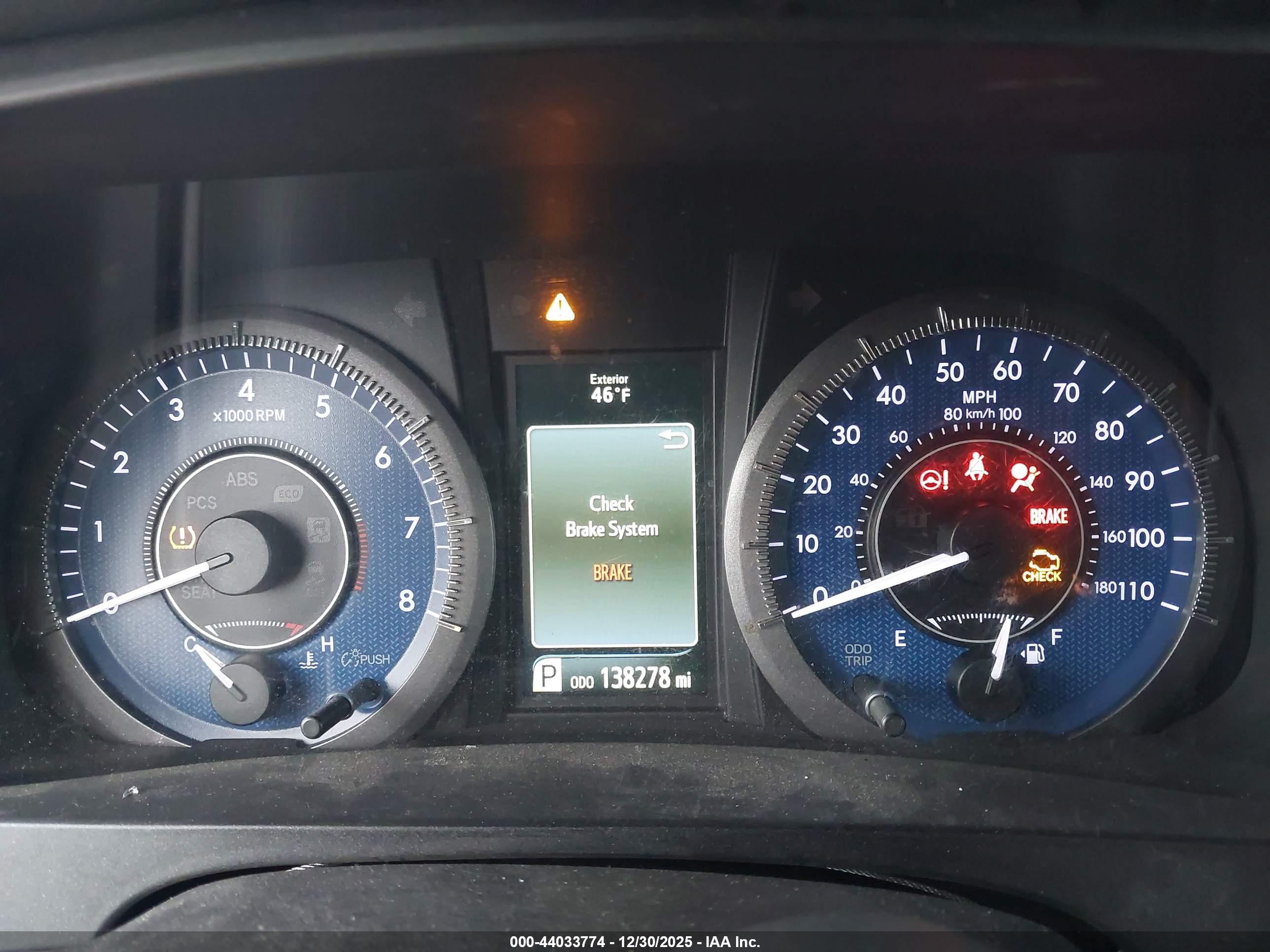 TOYOTA SIENNA image 7