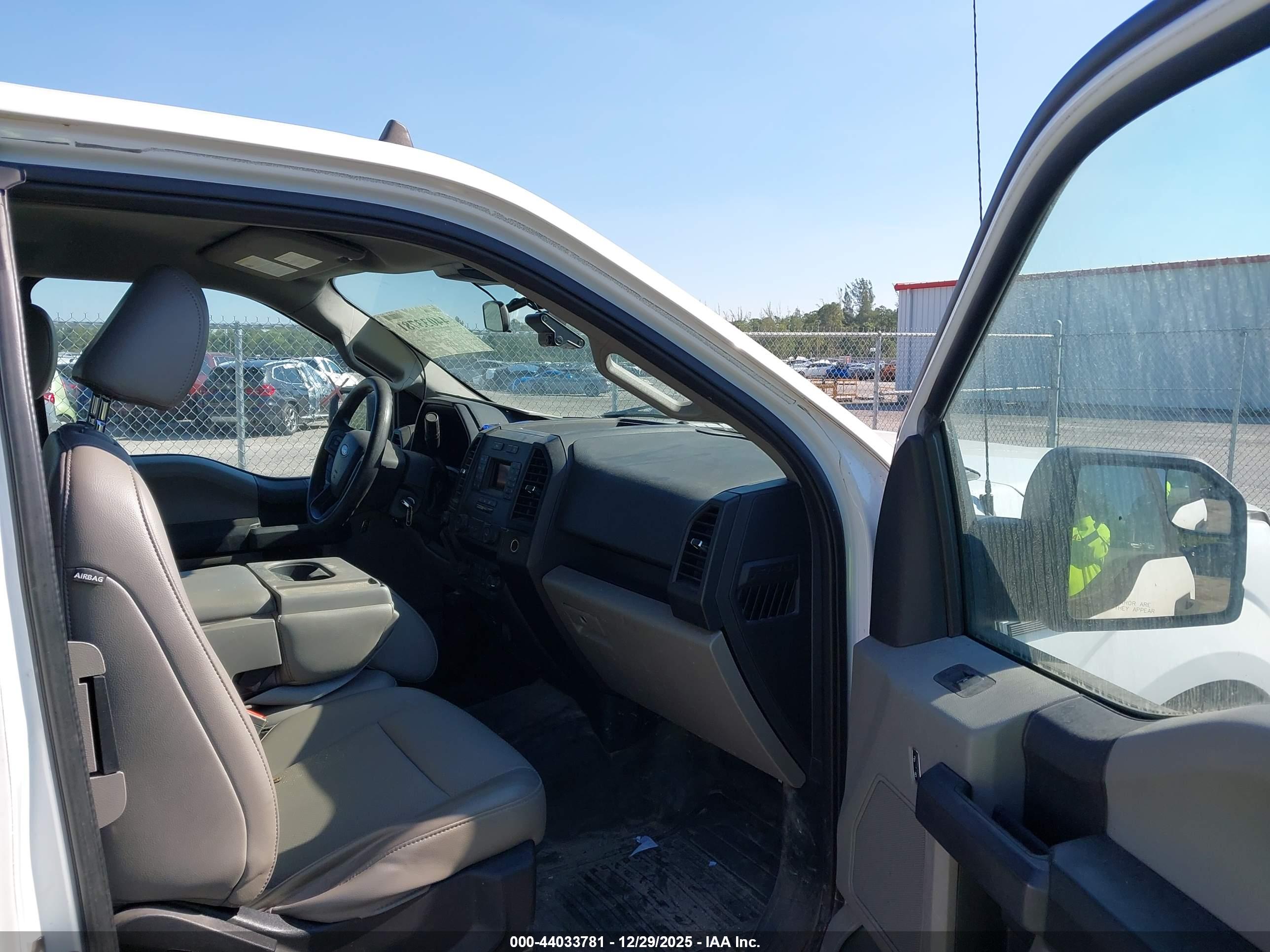 FORD F150 image 5