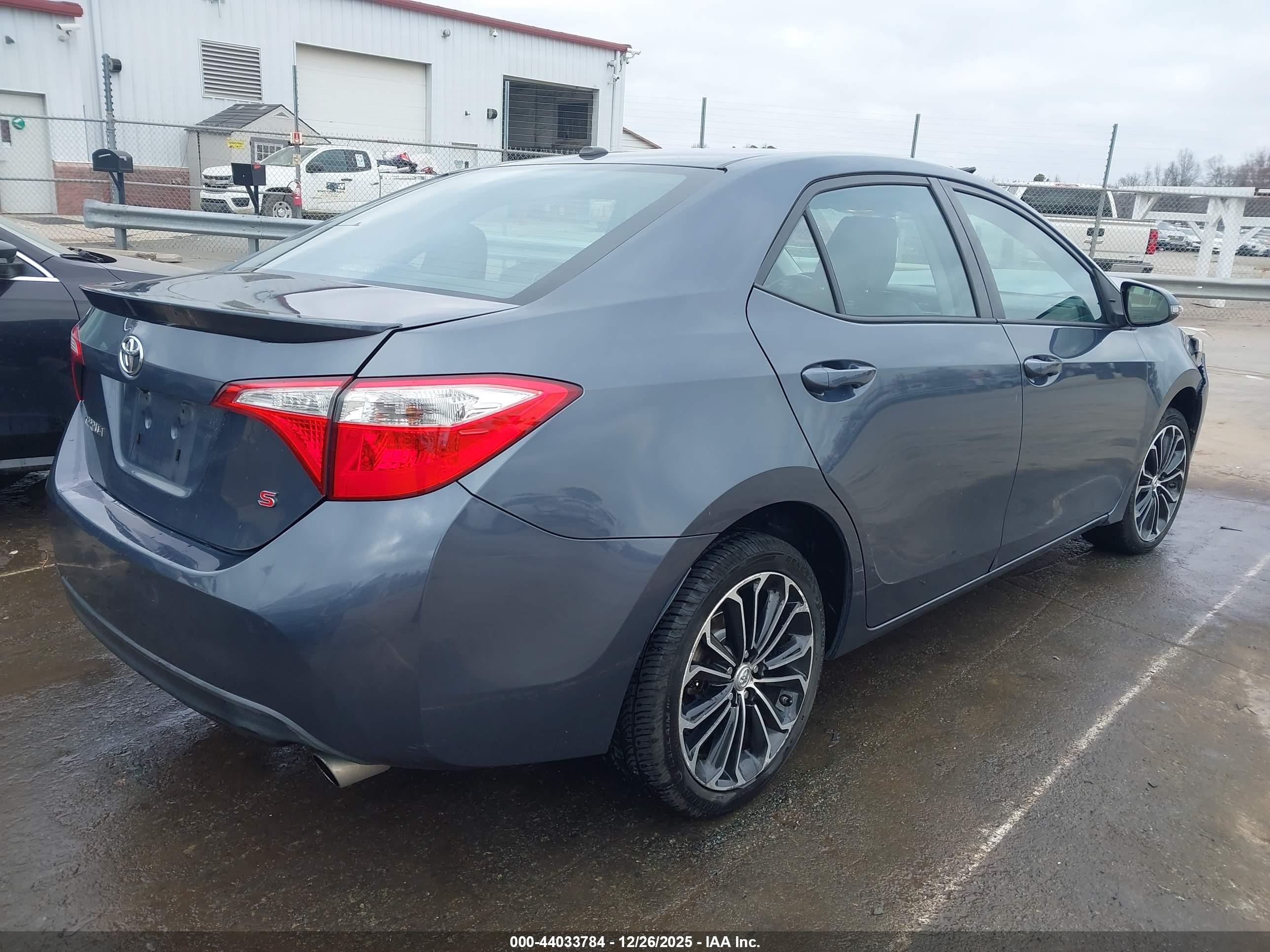 TOYOTA COROLLA image 4