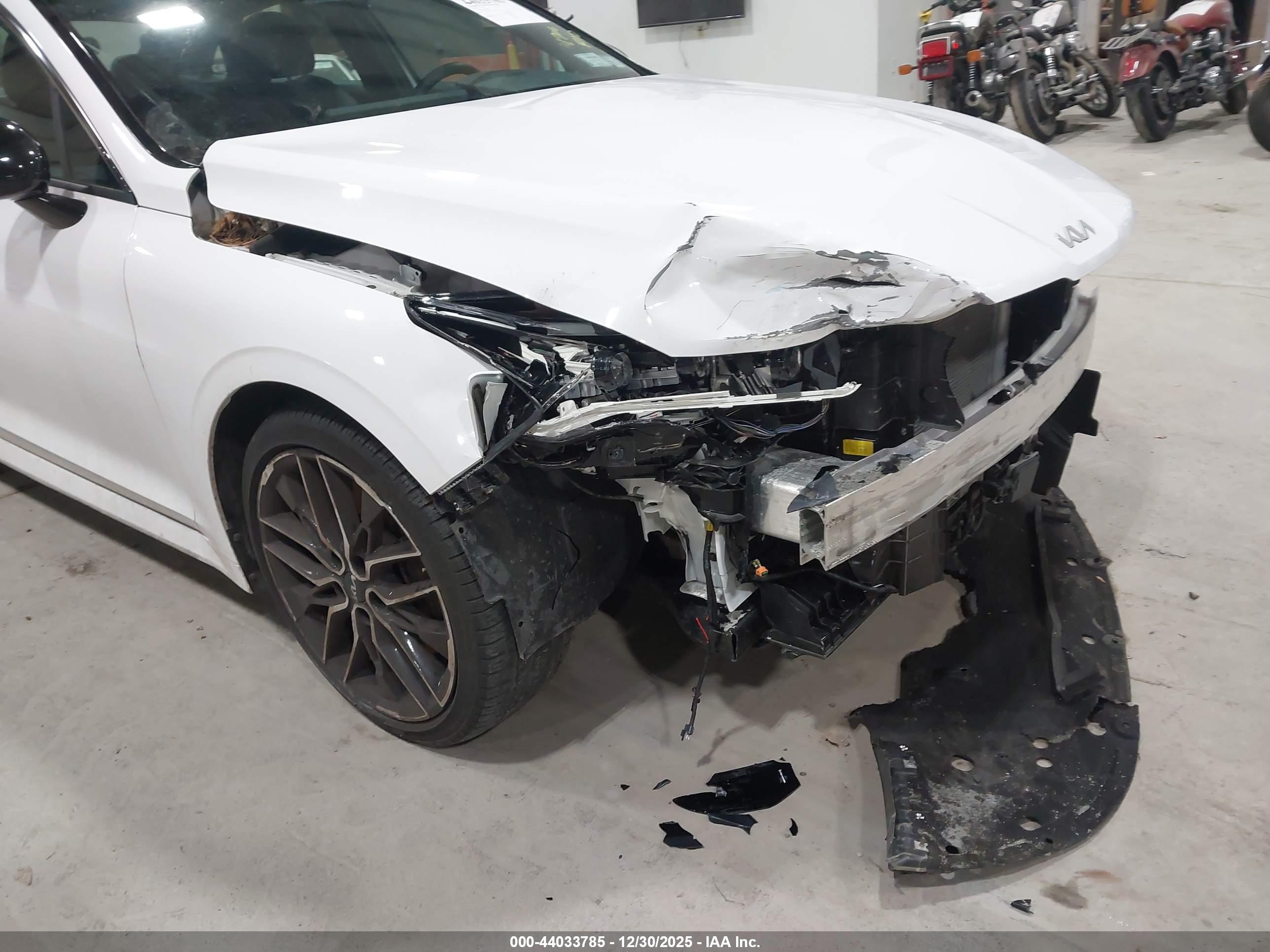 KIA K5 image 6