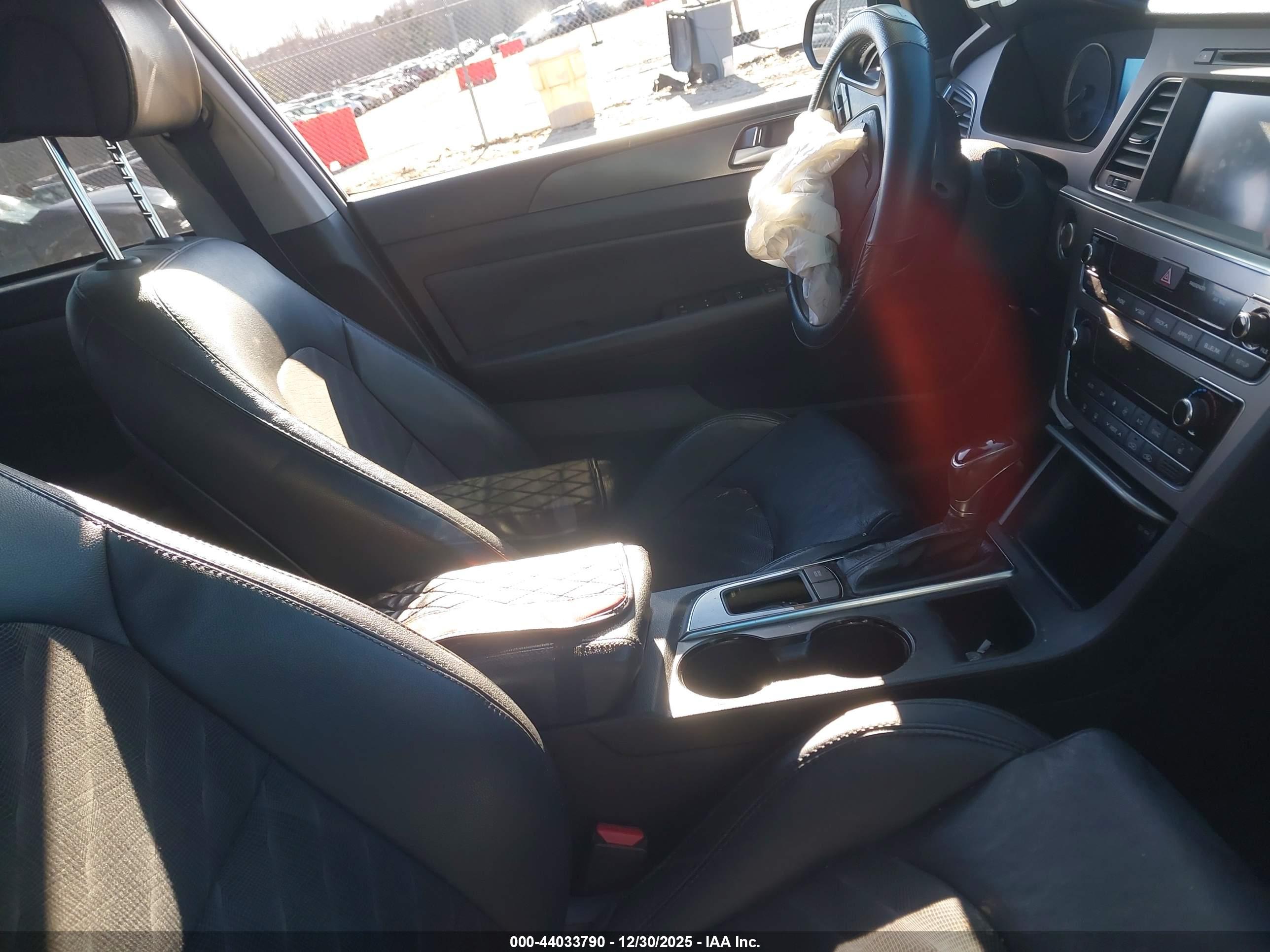 HYUNDAI SONATA image 5