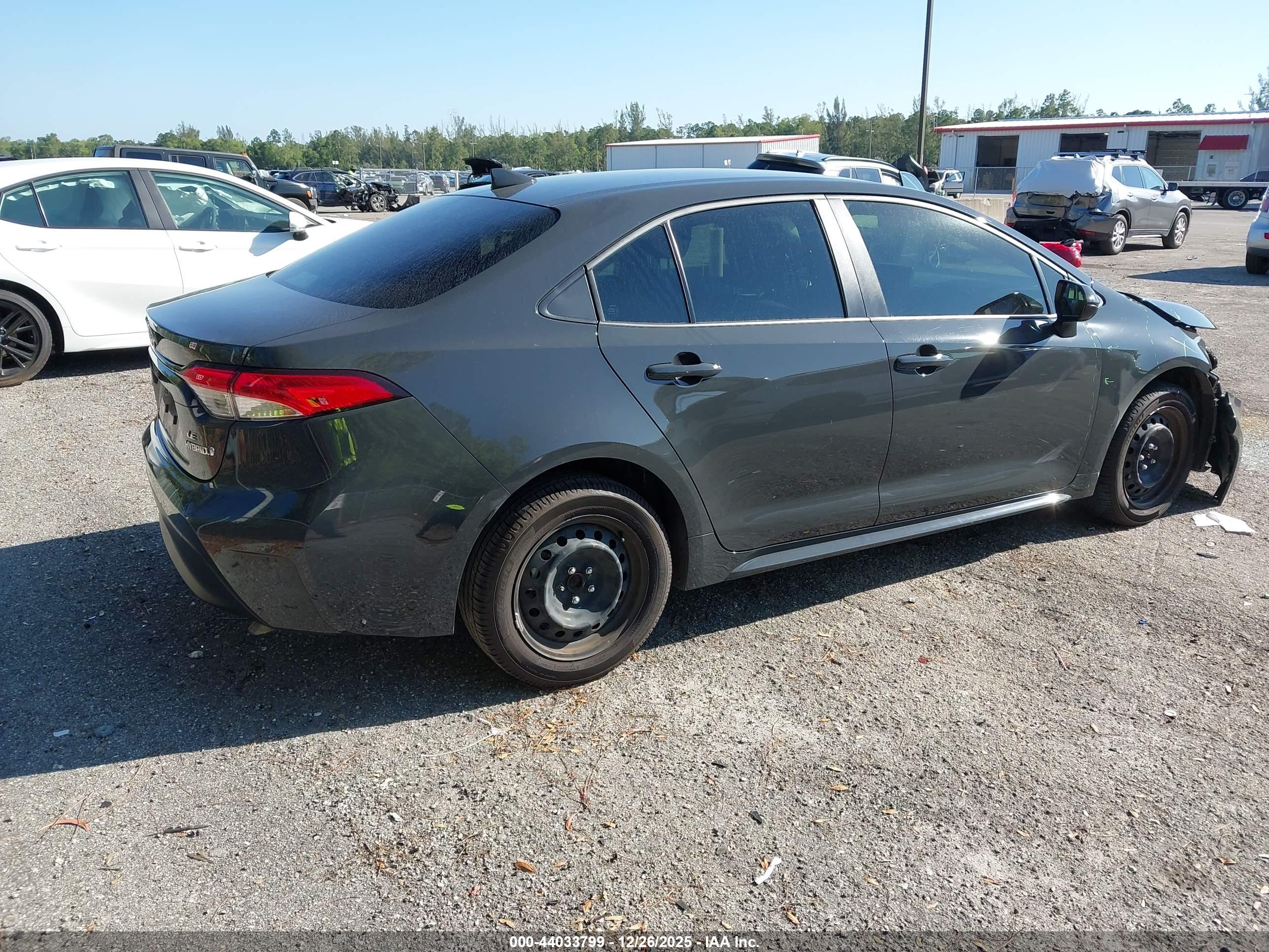 TOYOTA COROLLA image 4