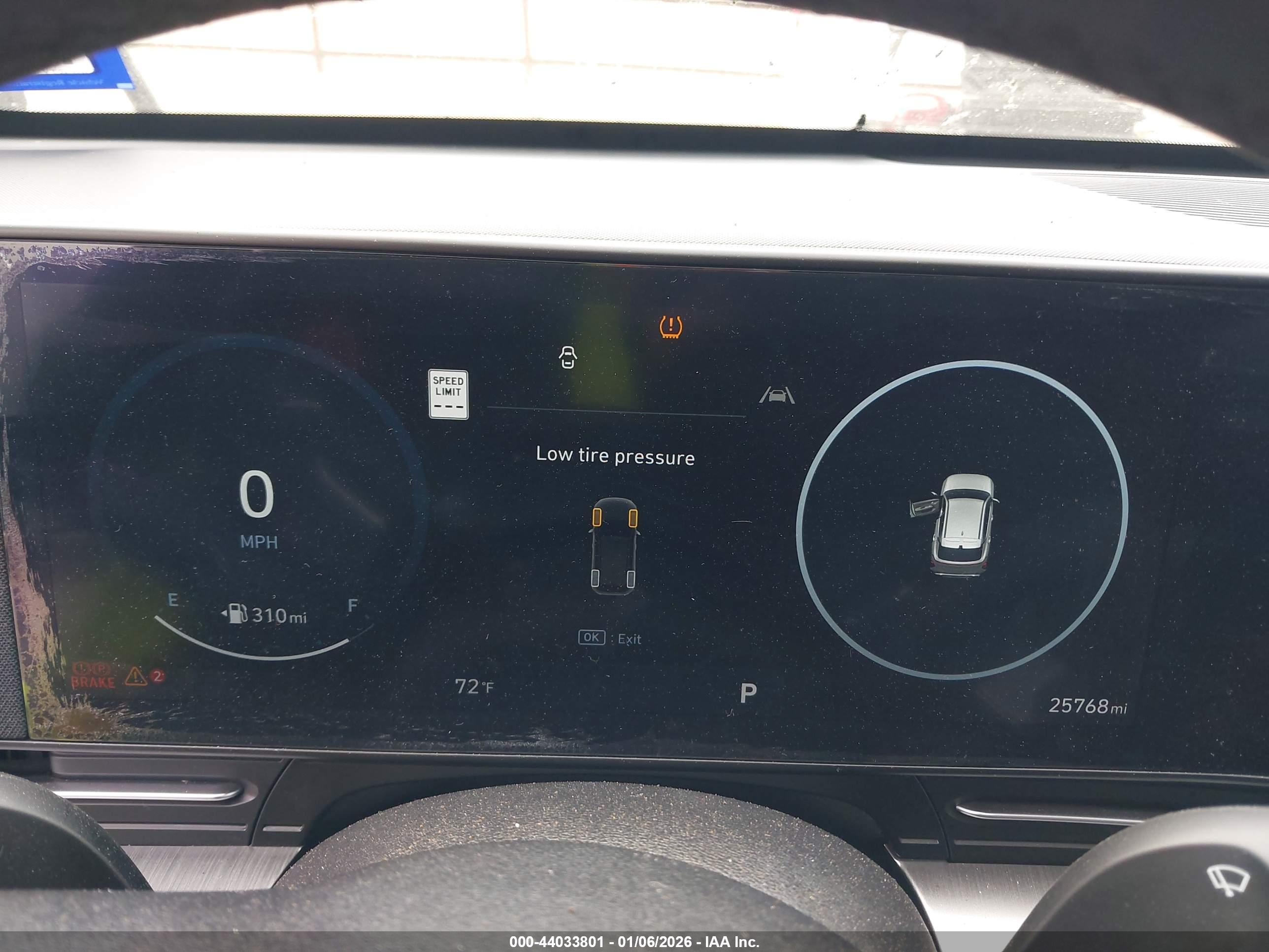 HYUNDAI KONA image 7