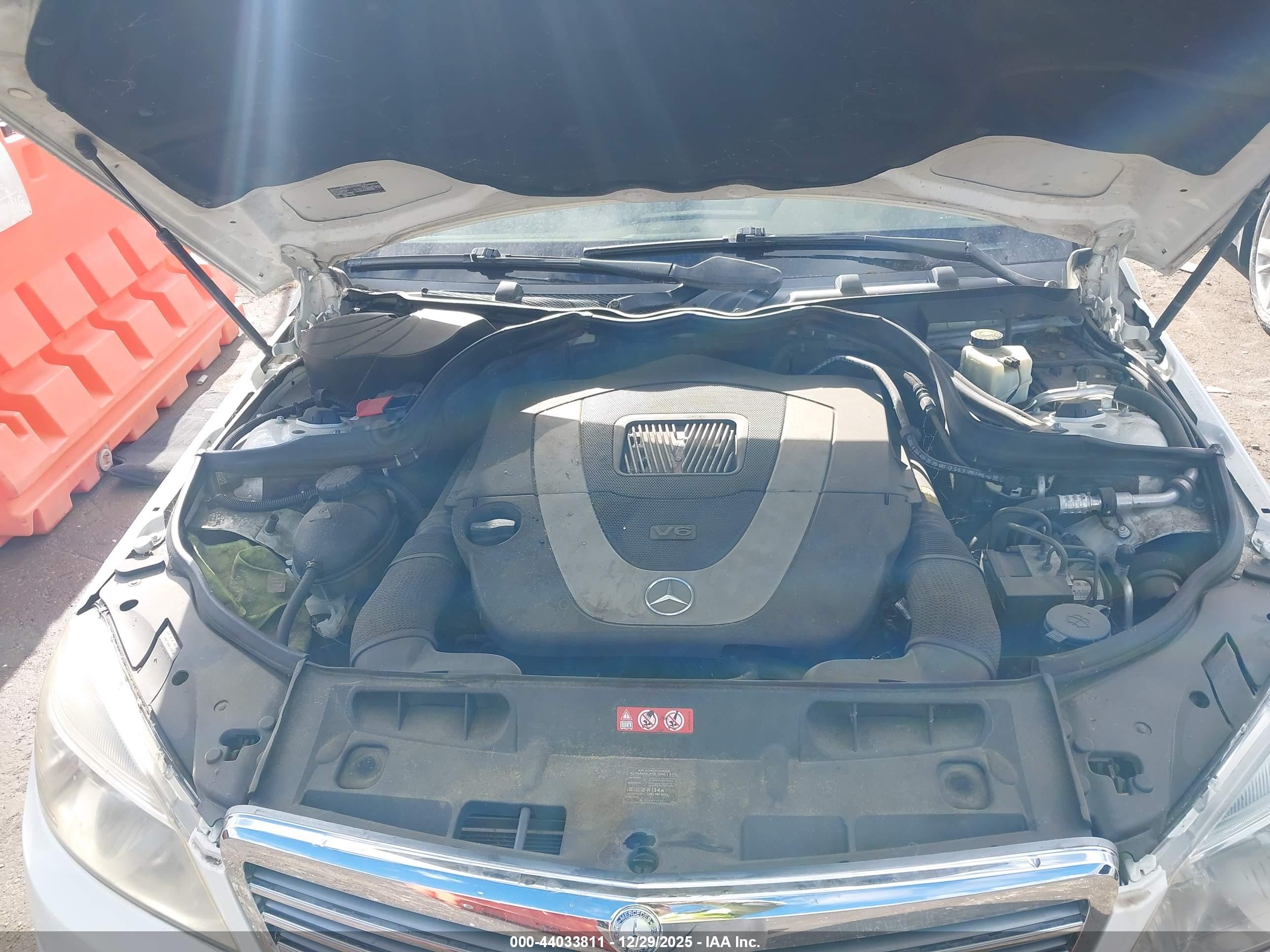MERCEDES-BENZ C image 10