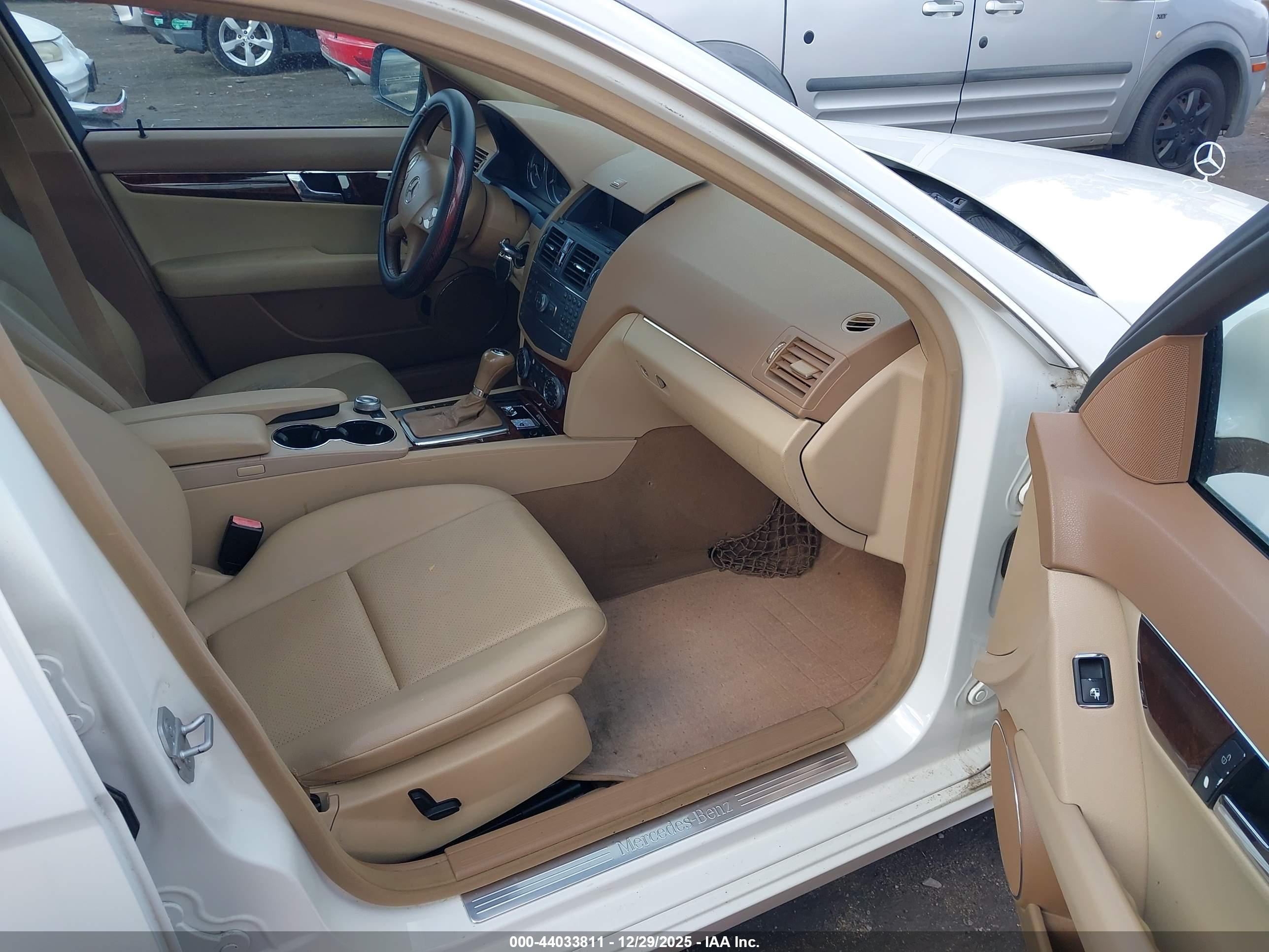 MERCEDES-BENZ C image 5