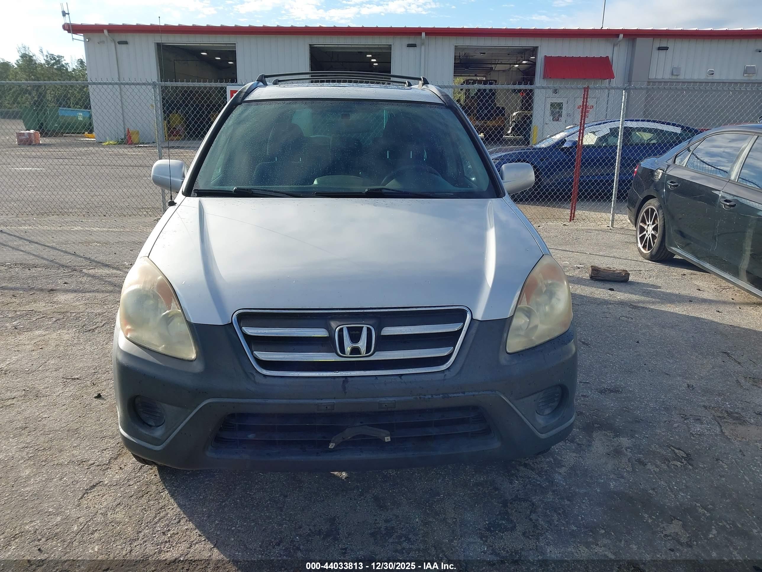 HONDA CR-V image 6