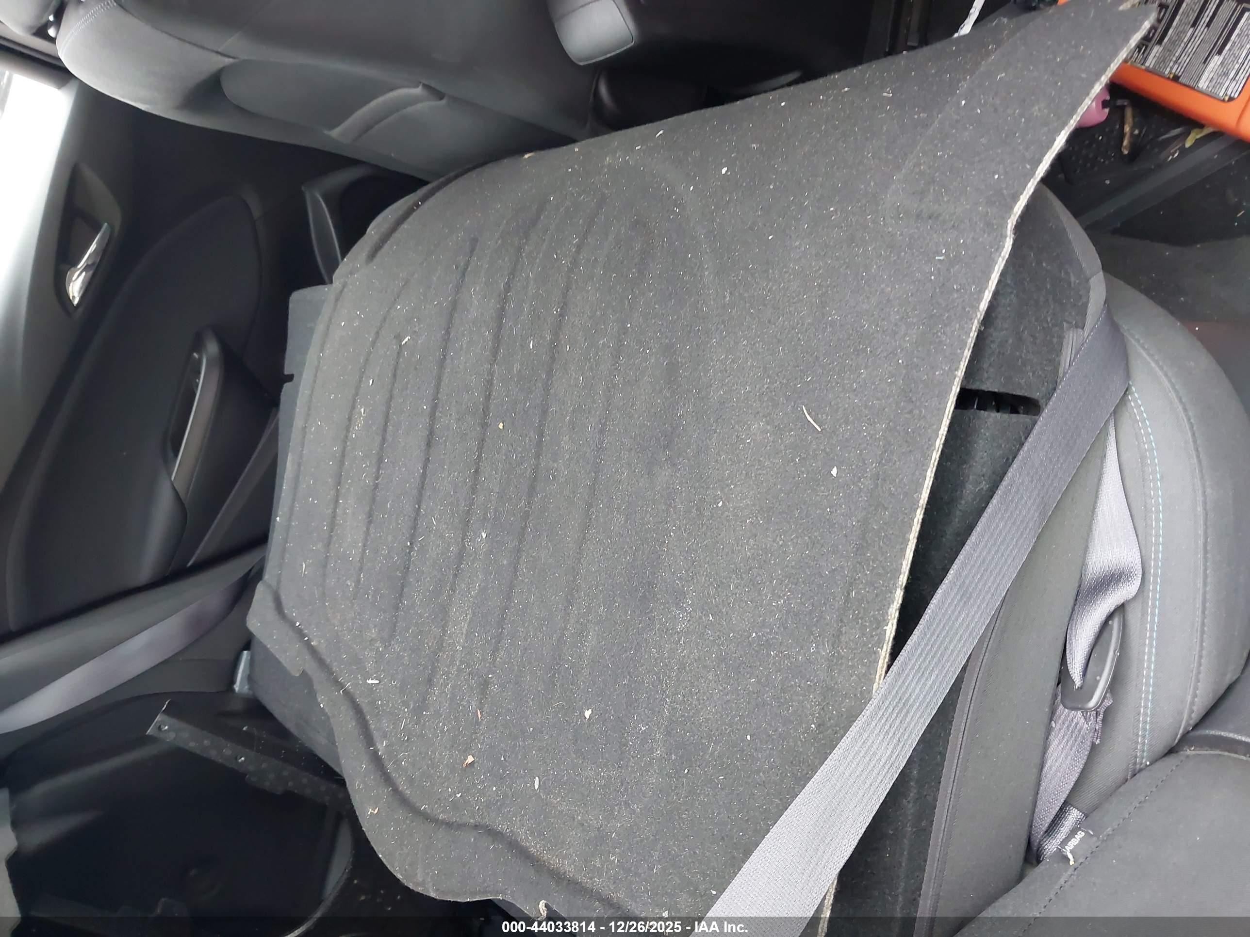 CHEVROLET CRUZE image 8