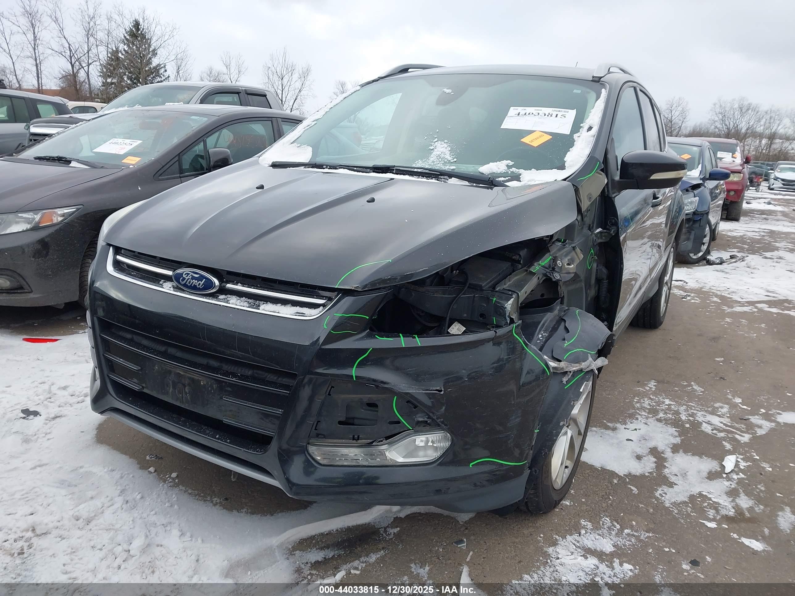 FORD ESCAPE image 2
