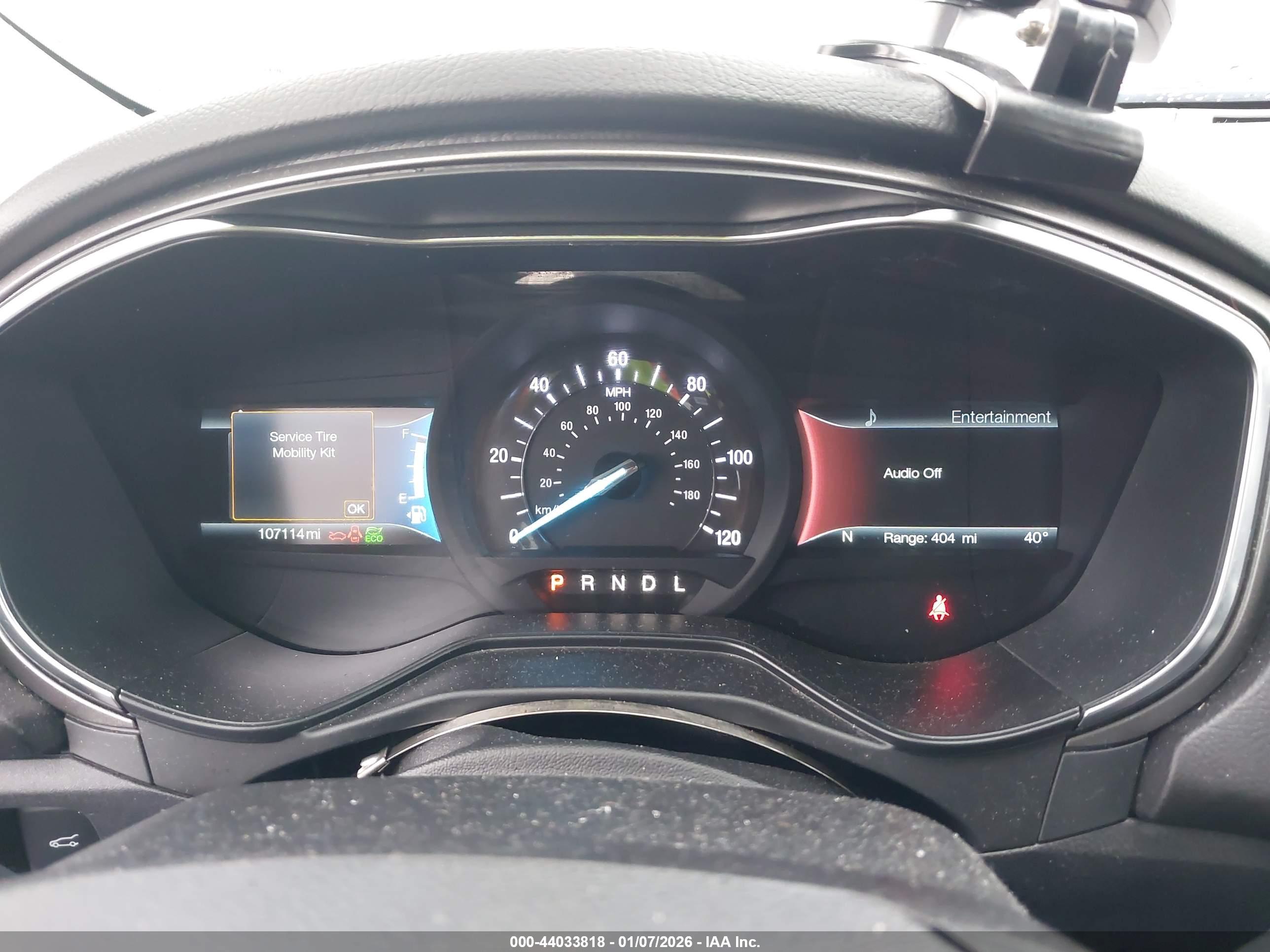 FORD FUSION image 7
