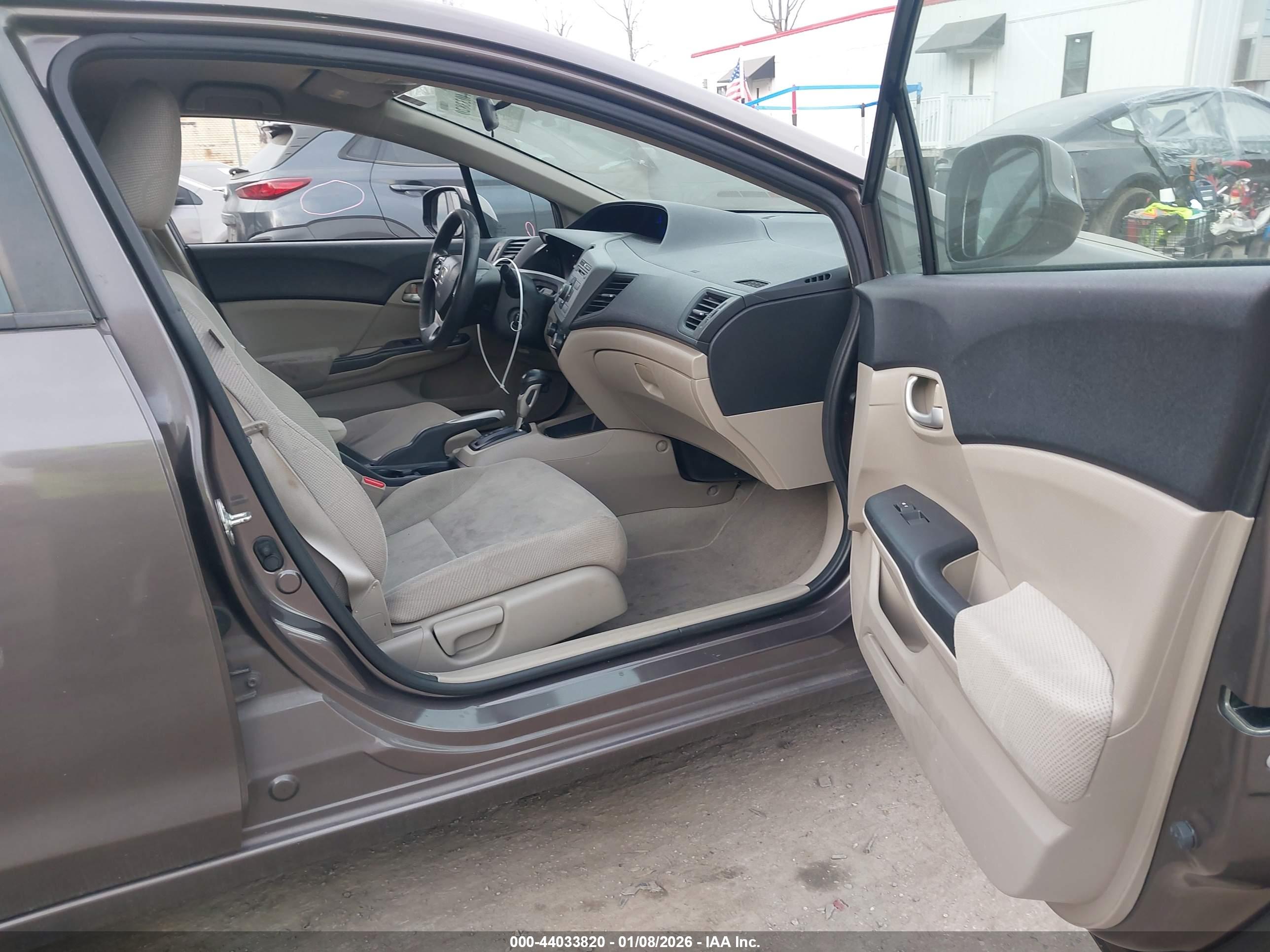 HONDA CIVIC image 5