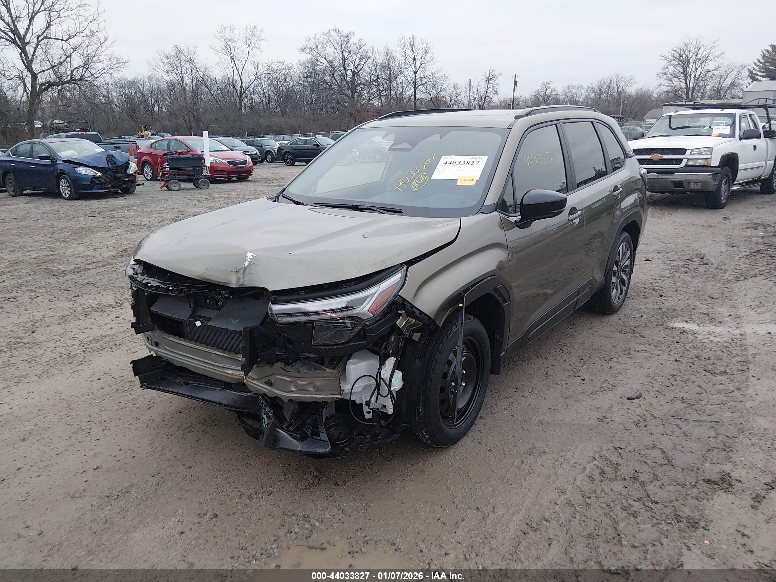 SUBARU FORESTER image 2