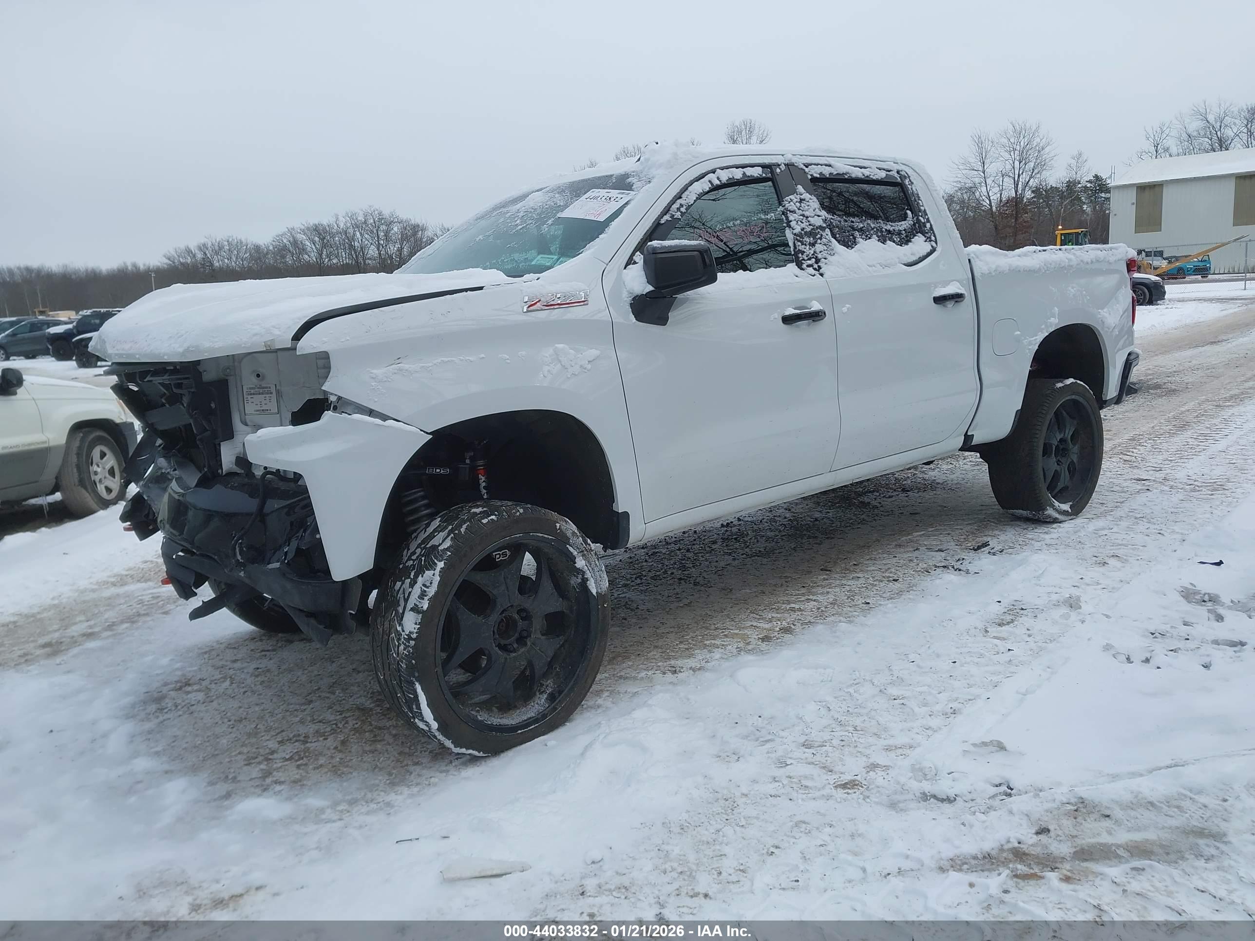 CHEVROLET SILVERADO image 2