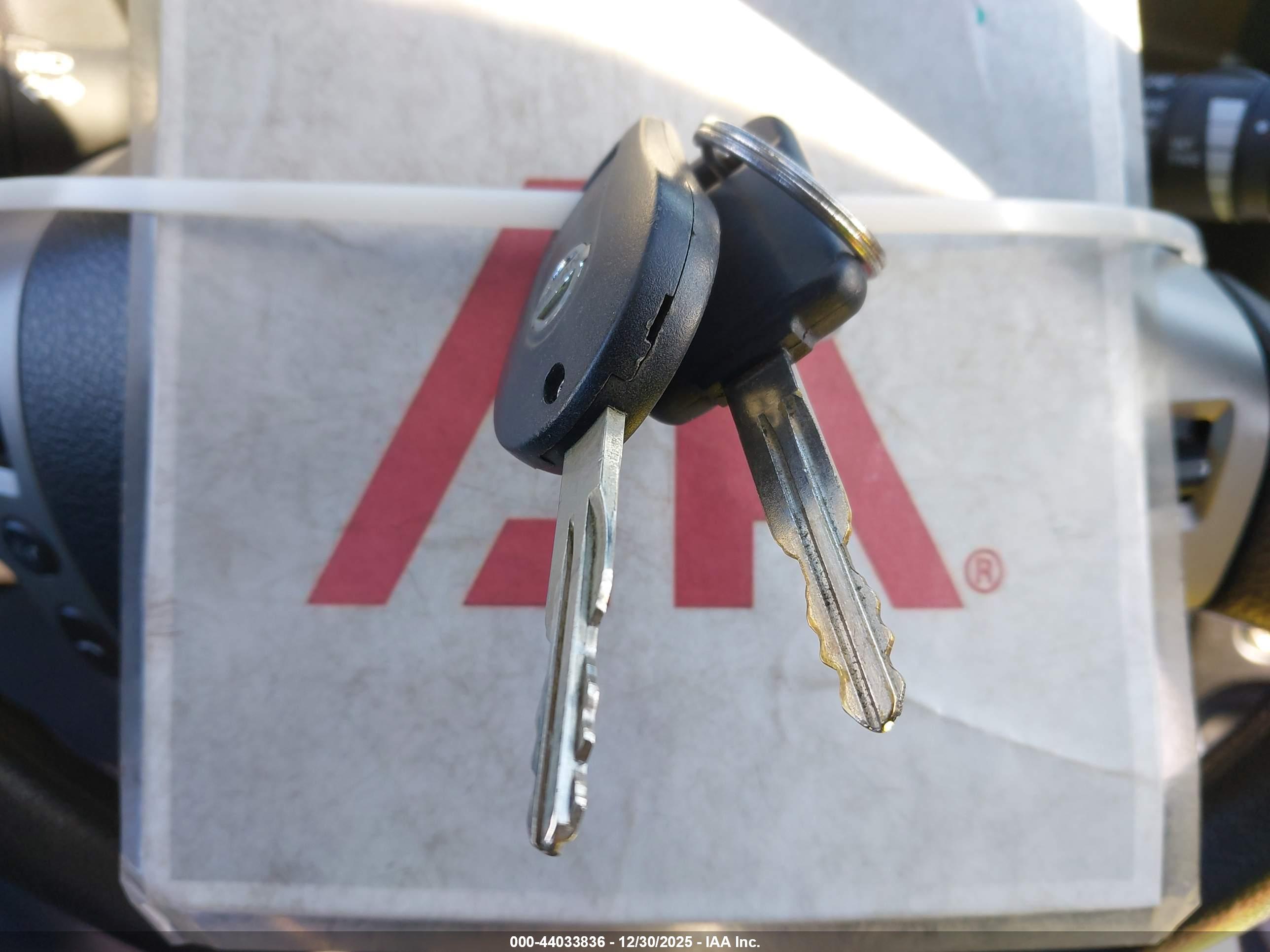 NISSAN ROGUE image 11
