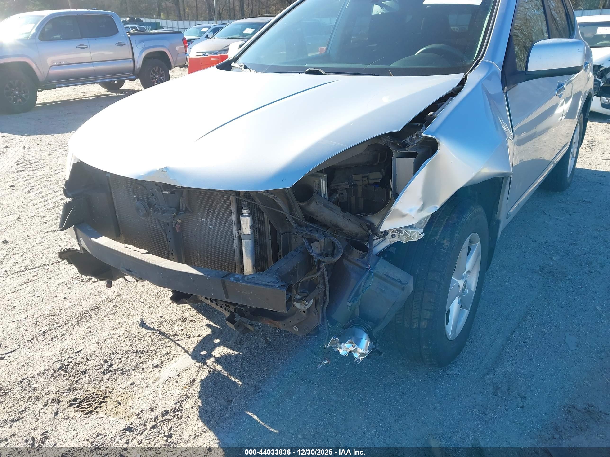 NISSAN ROGUE image 6