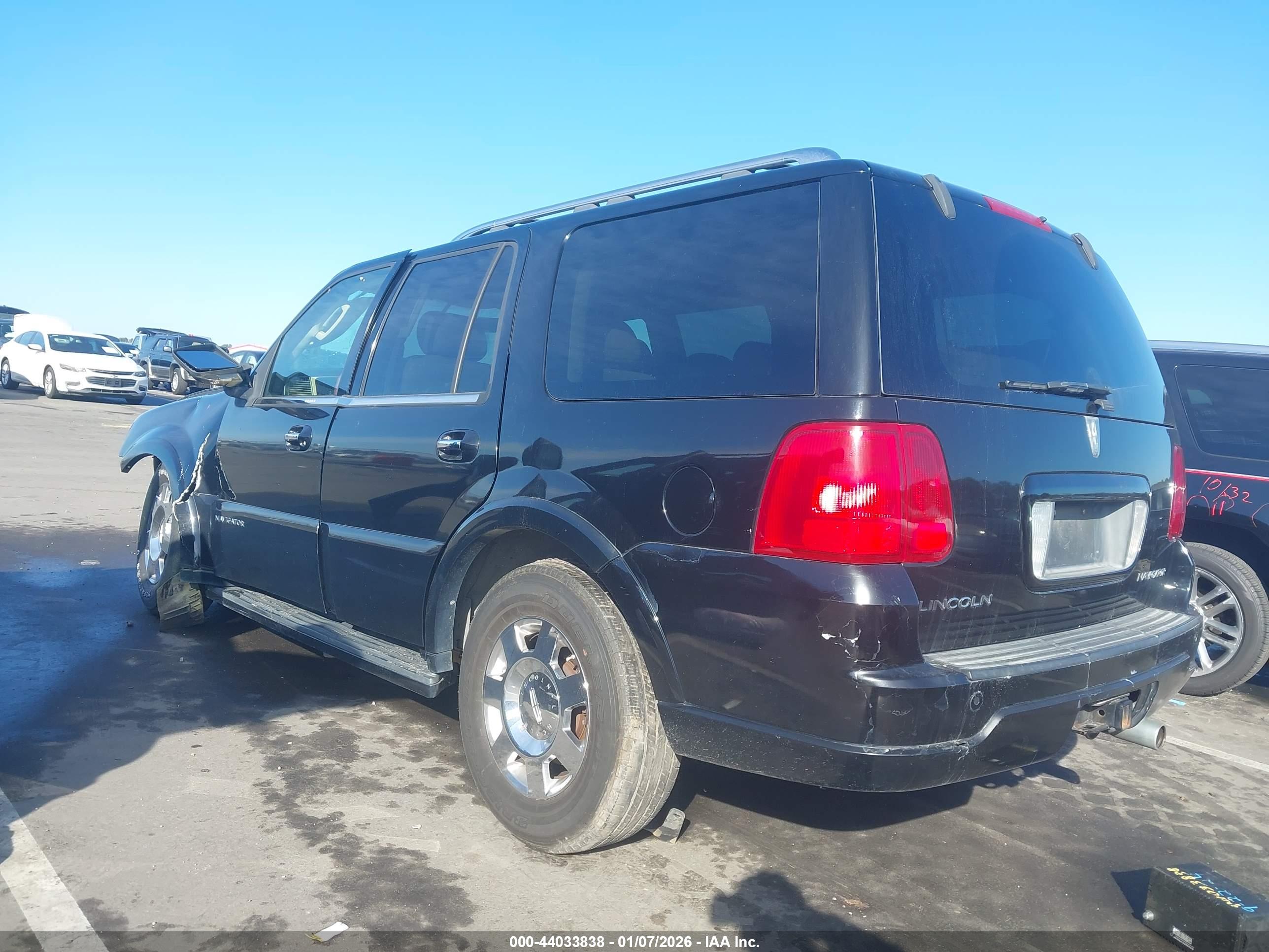 LINCOLN NAVIGATOR image 3