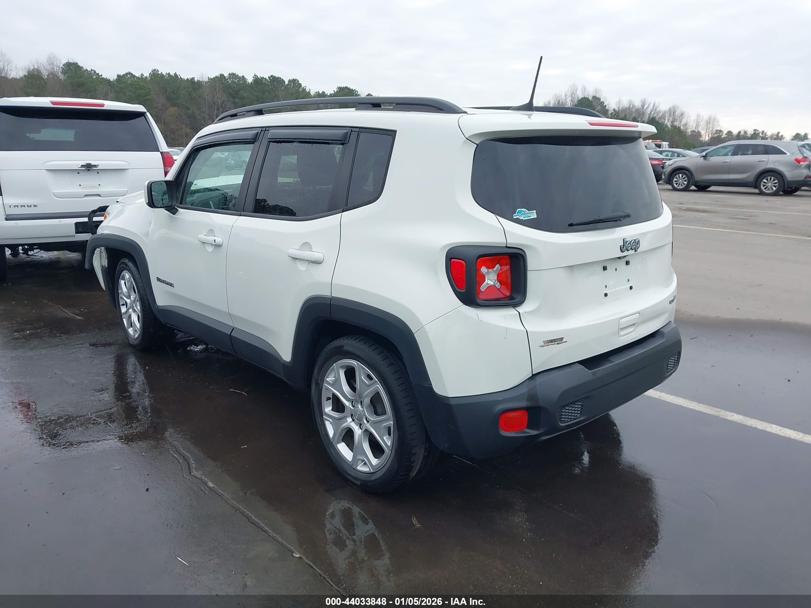 JEEP RENEGADE image 3