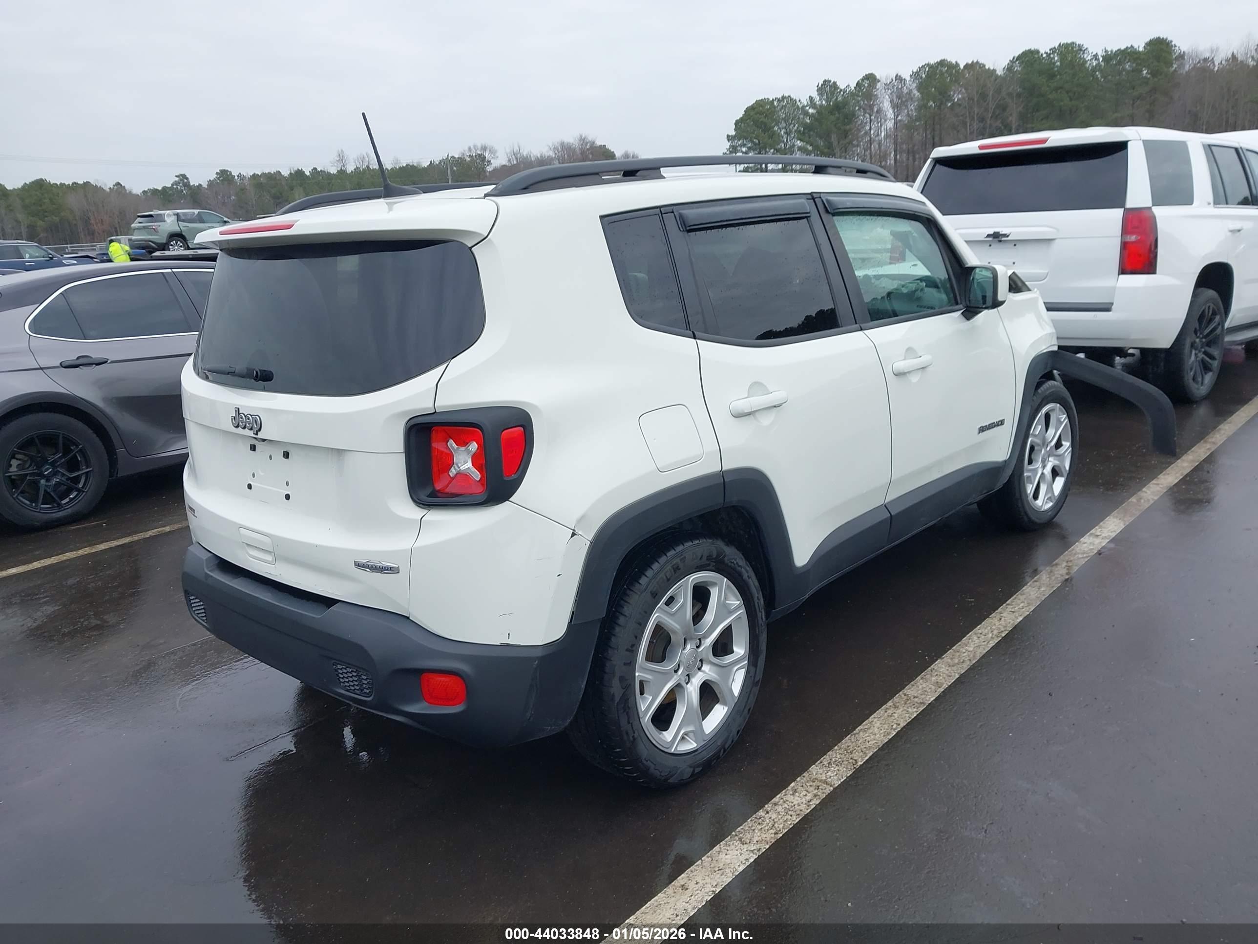 JEEP RENEGADE image 4