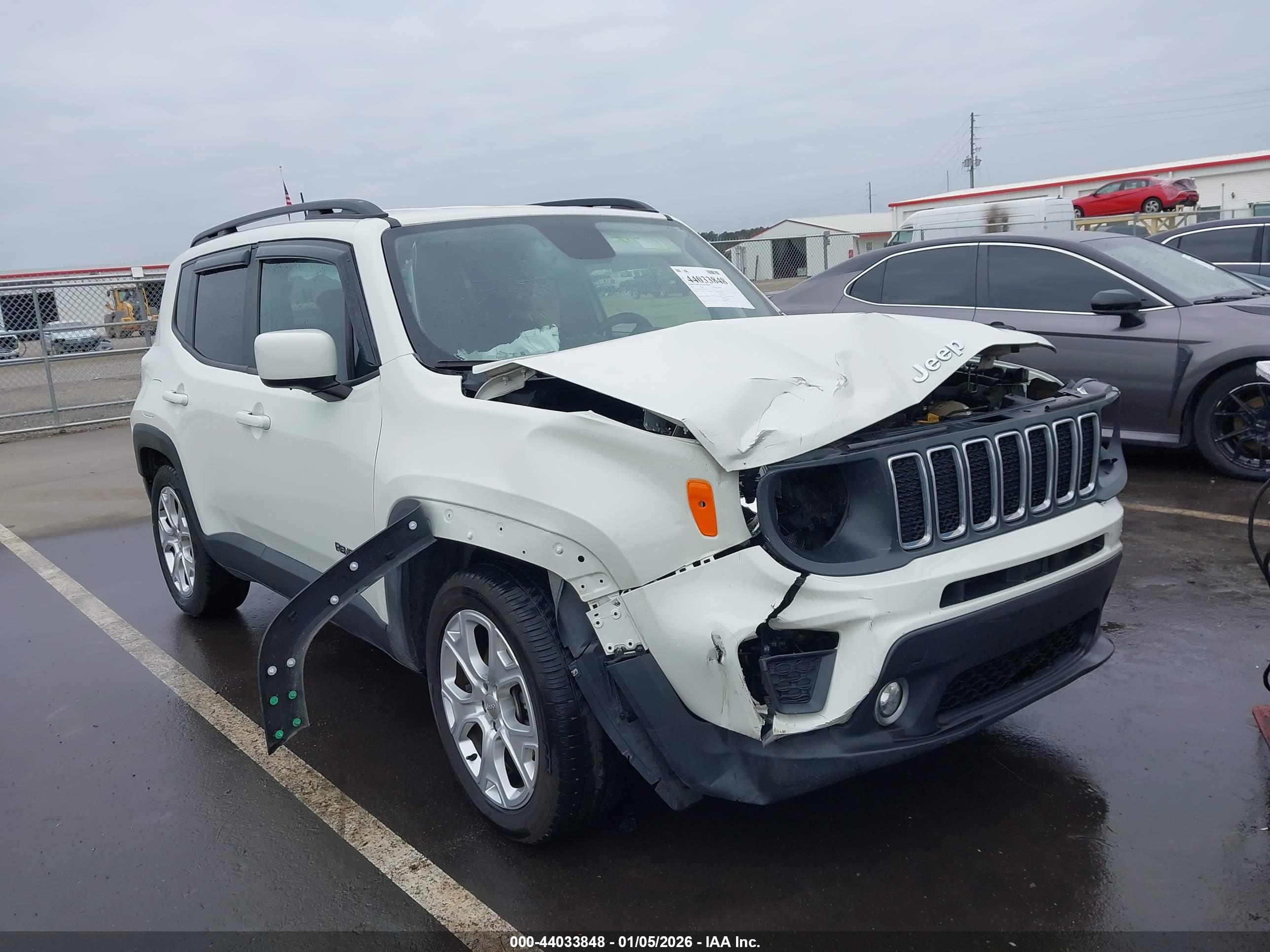 JEEP RENEGADE image 6