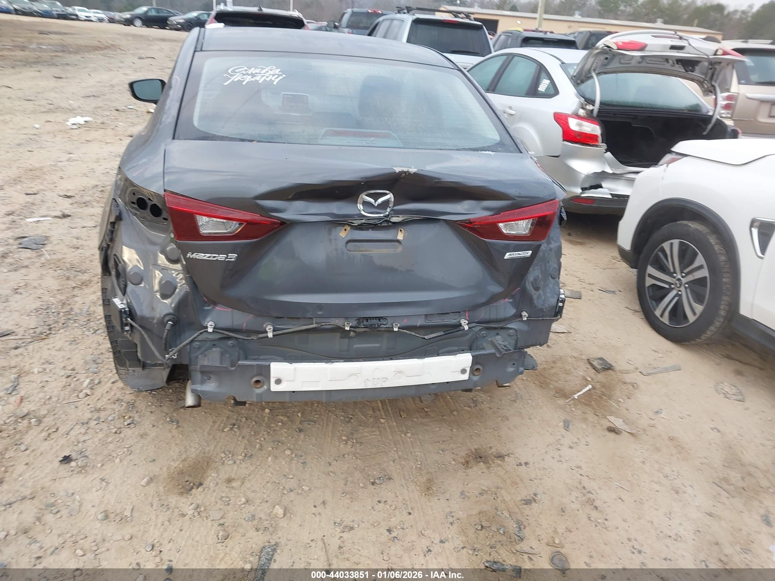 MAZDA MAZDA3 image 6