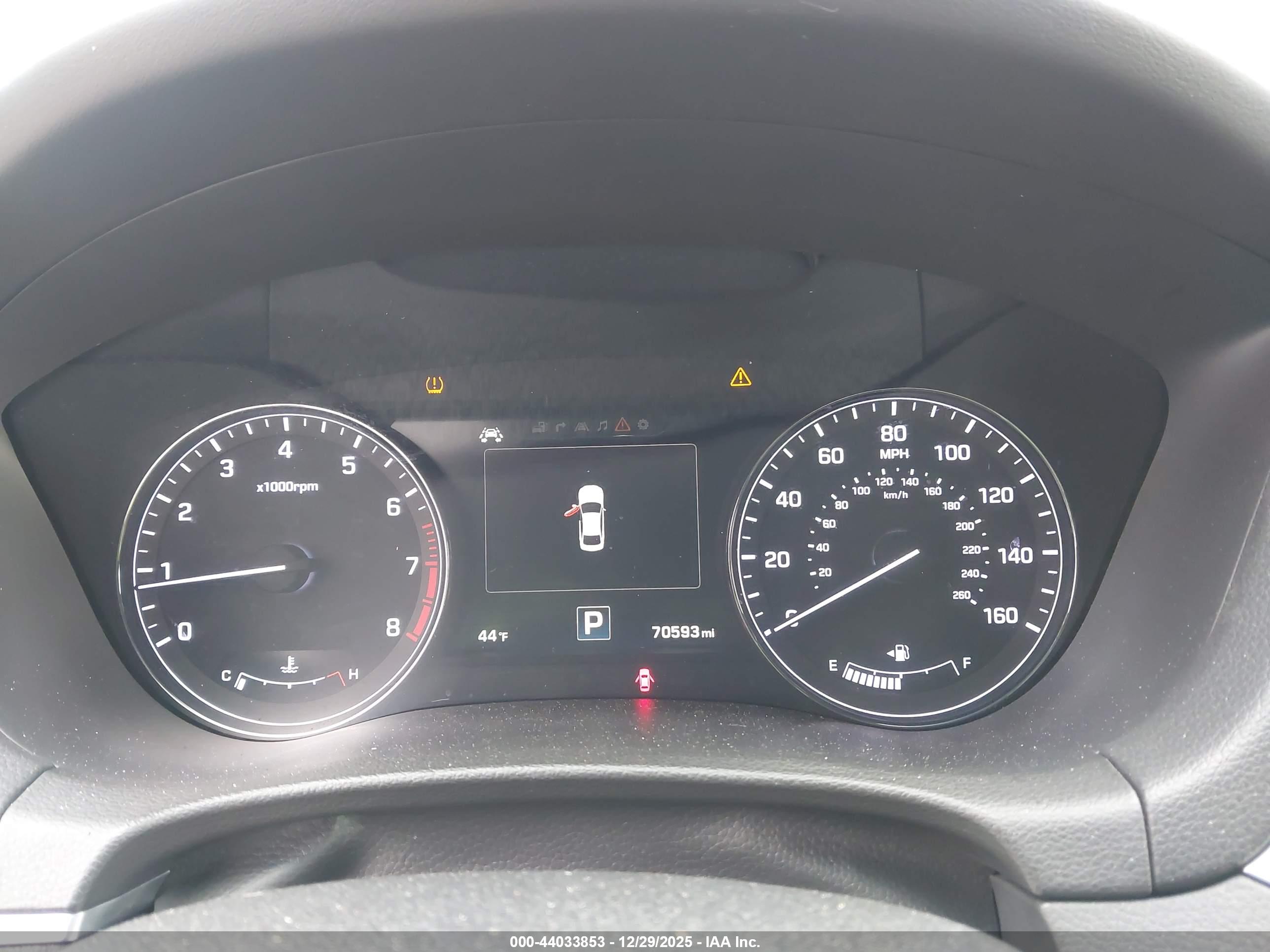 HYUNDAI GENESIS image 7