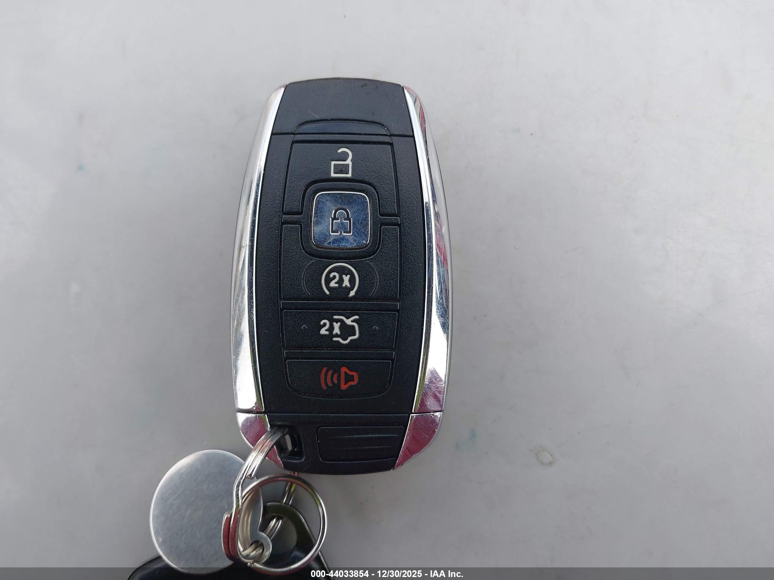LINCOLN MKZ image 11