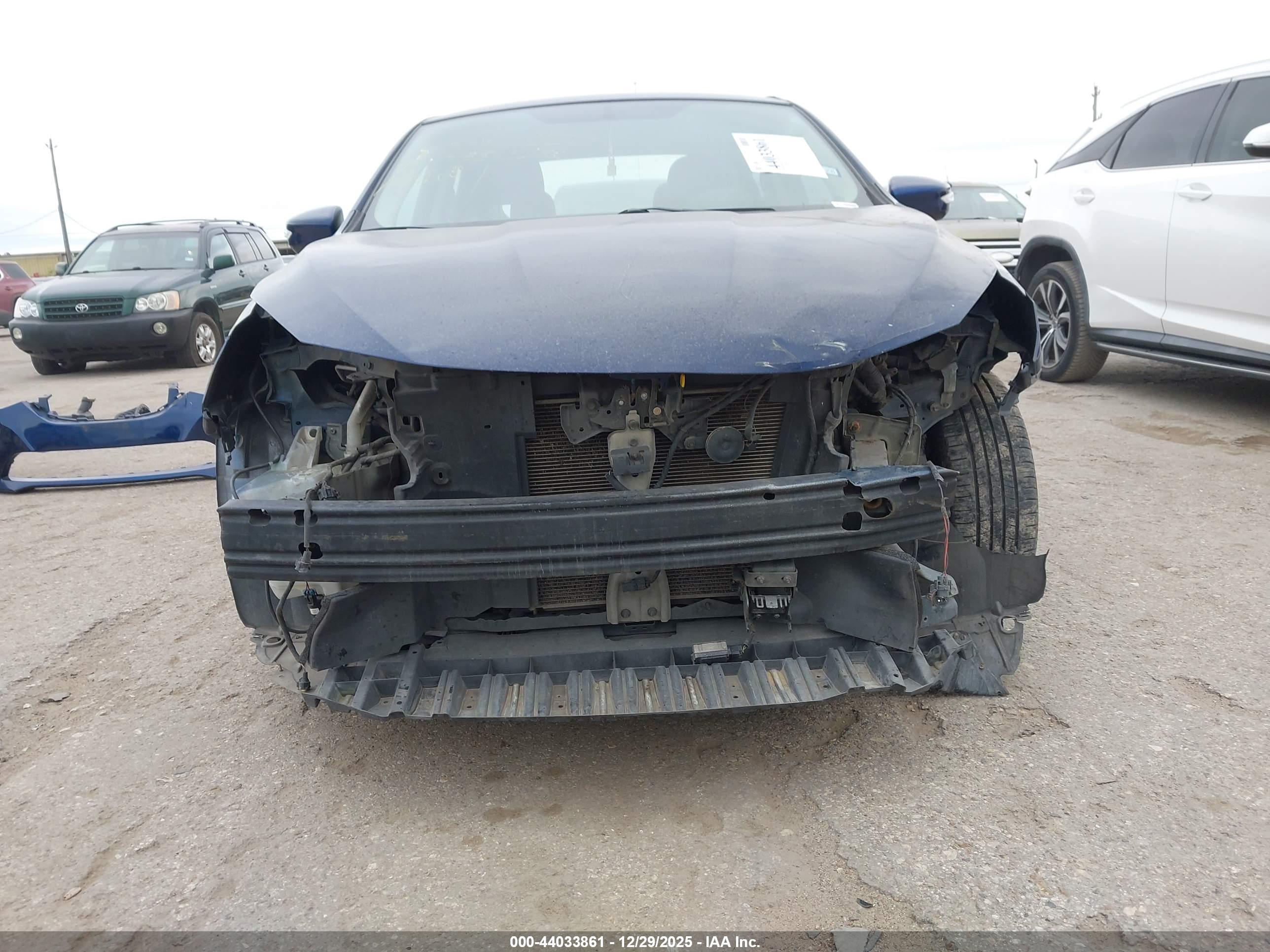 NISSAN SENTRA image 6