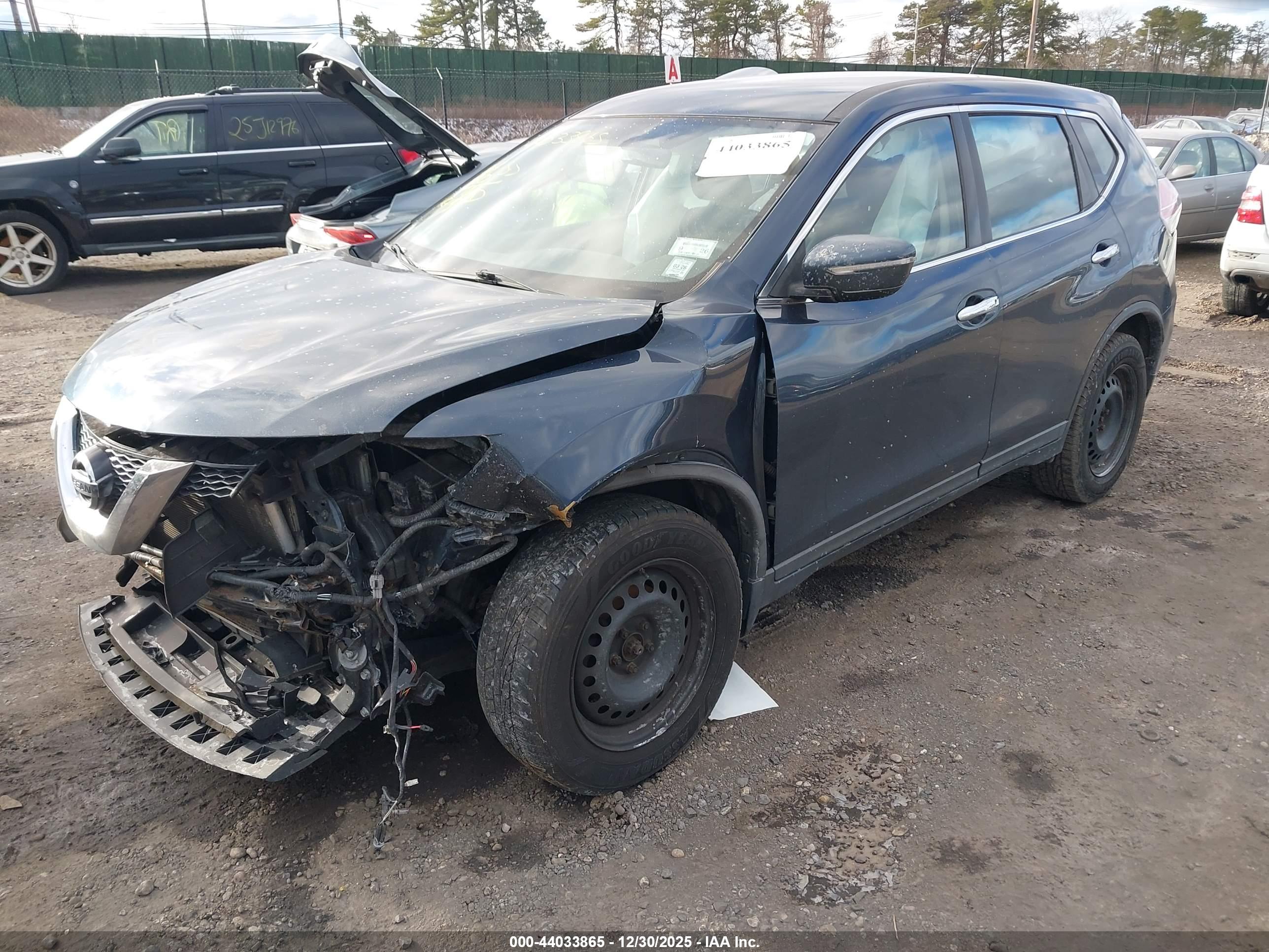 NISSAN ROGUE image 2